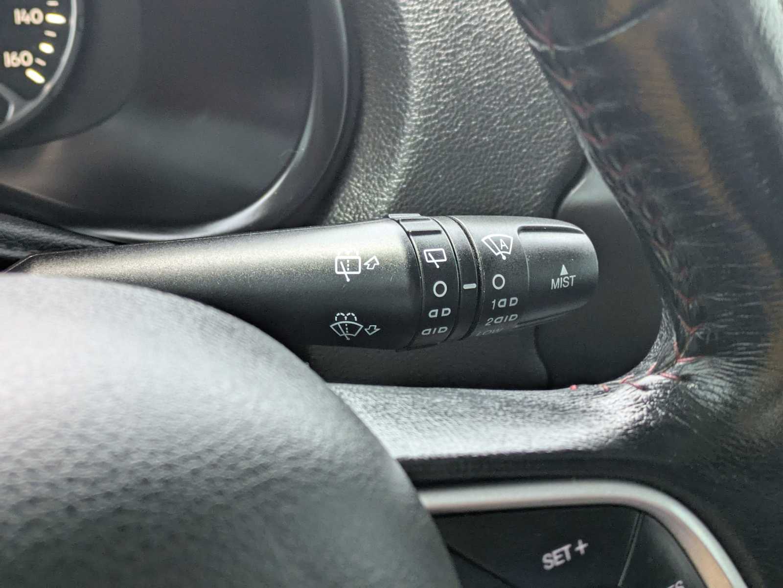 Thumbnail: 2016 Jeep Renegade - 28