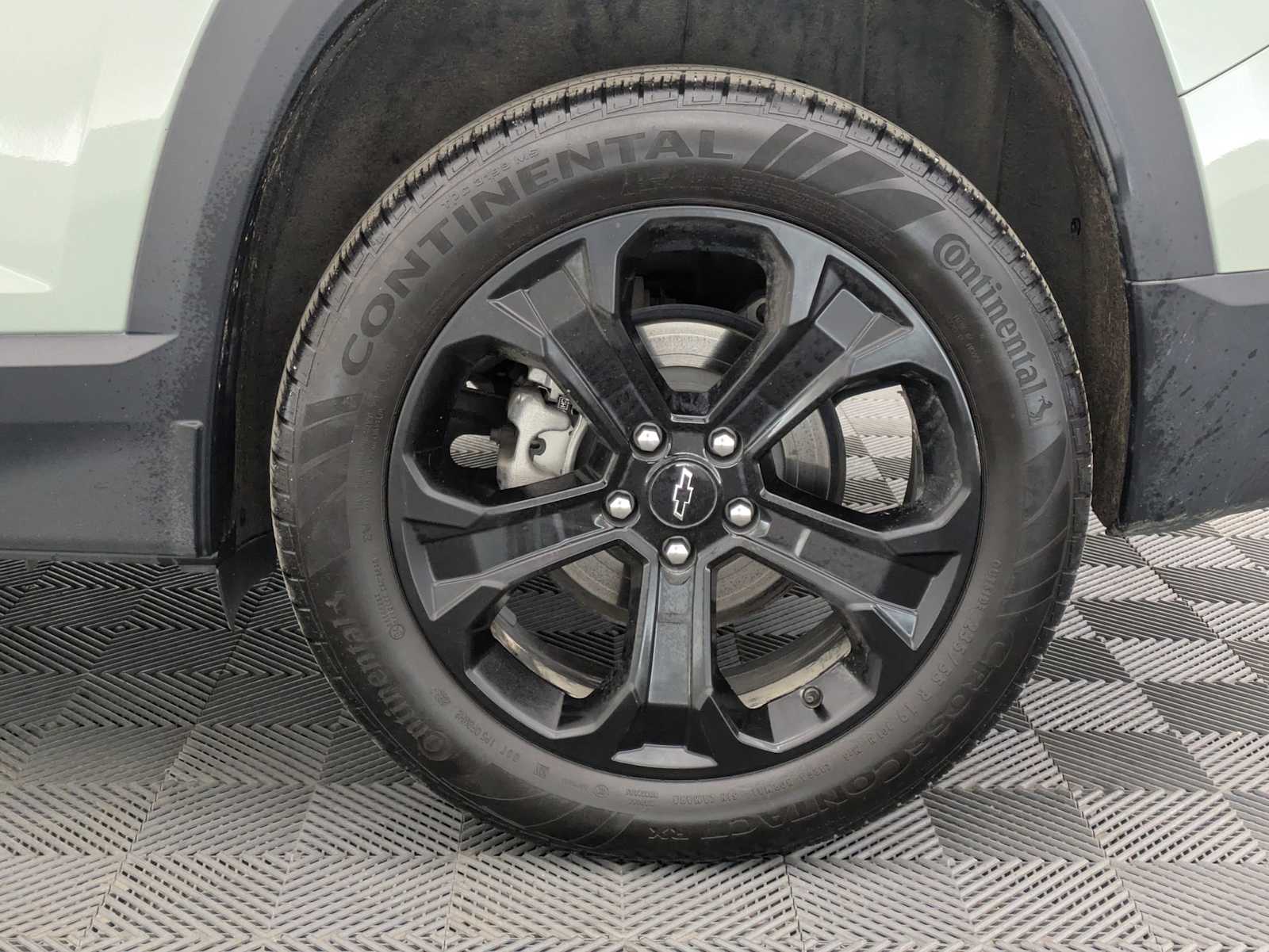 Thumbnail: 2025 Chevrolet Equinox - 13