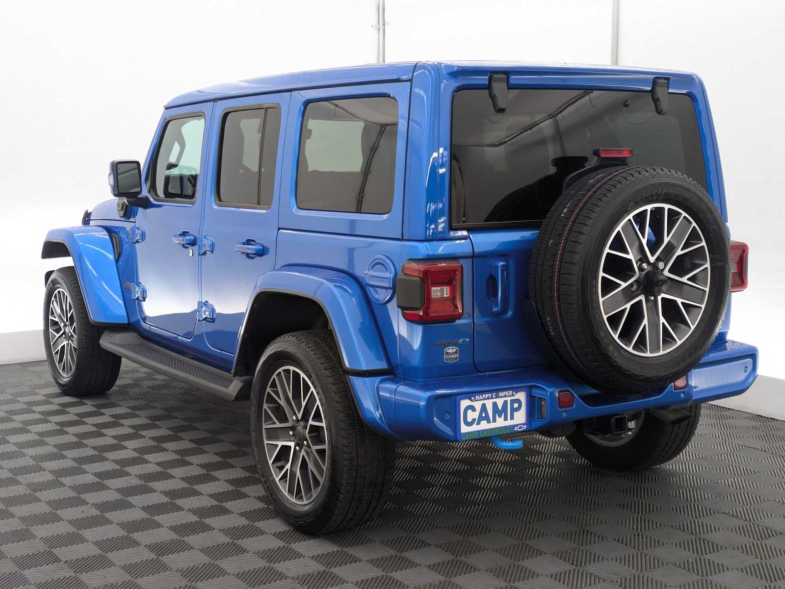 Thumbnail: 2023 Jeep Wrangler - 4