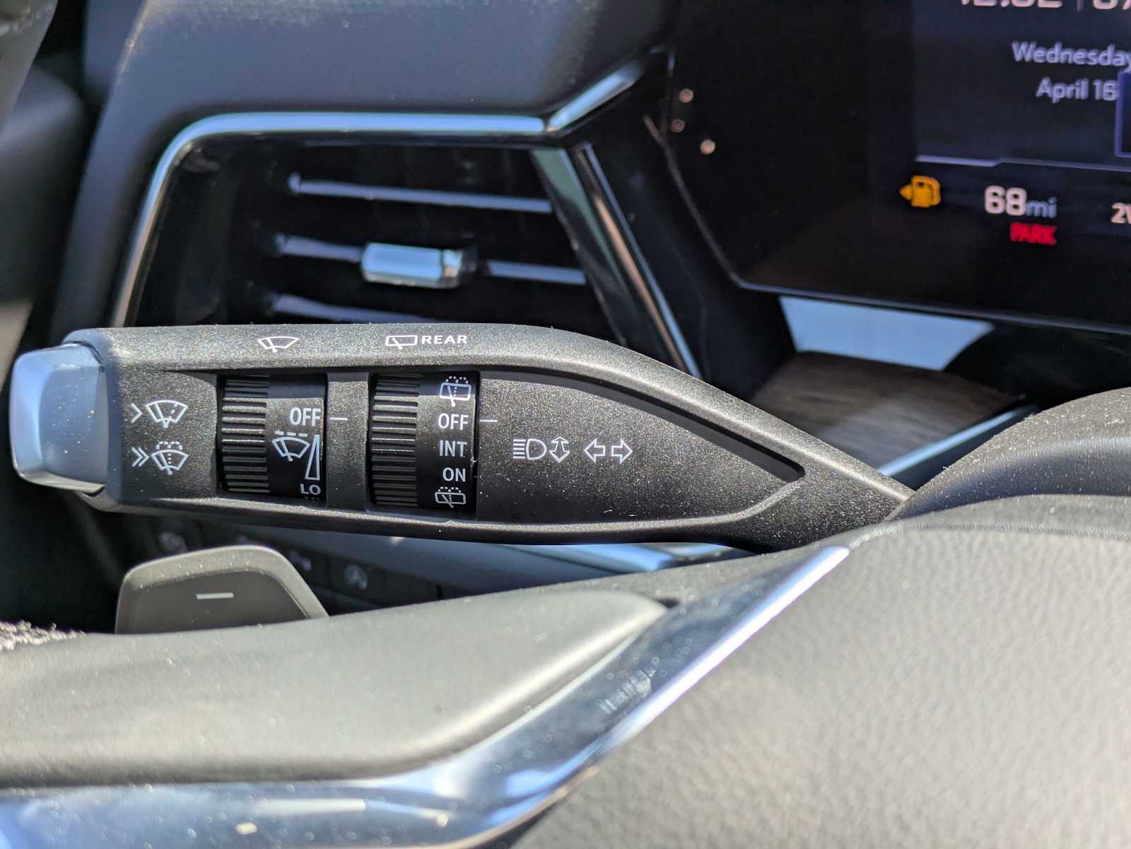 2025 Chevrolet Suburban High Country 27