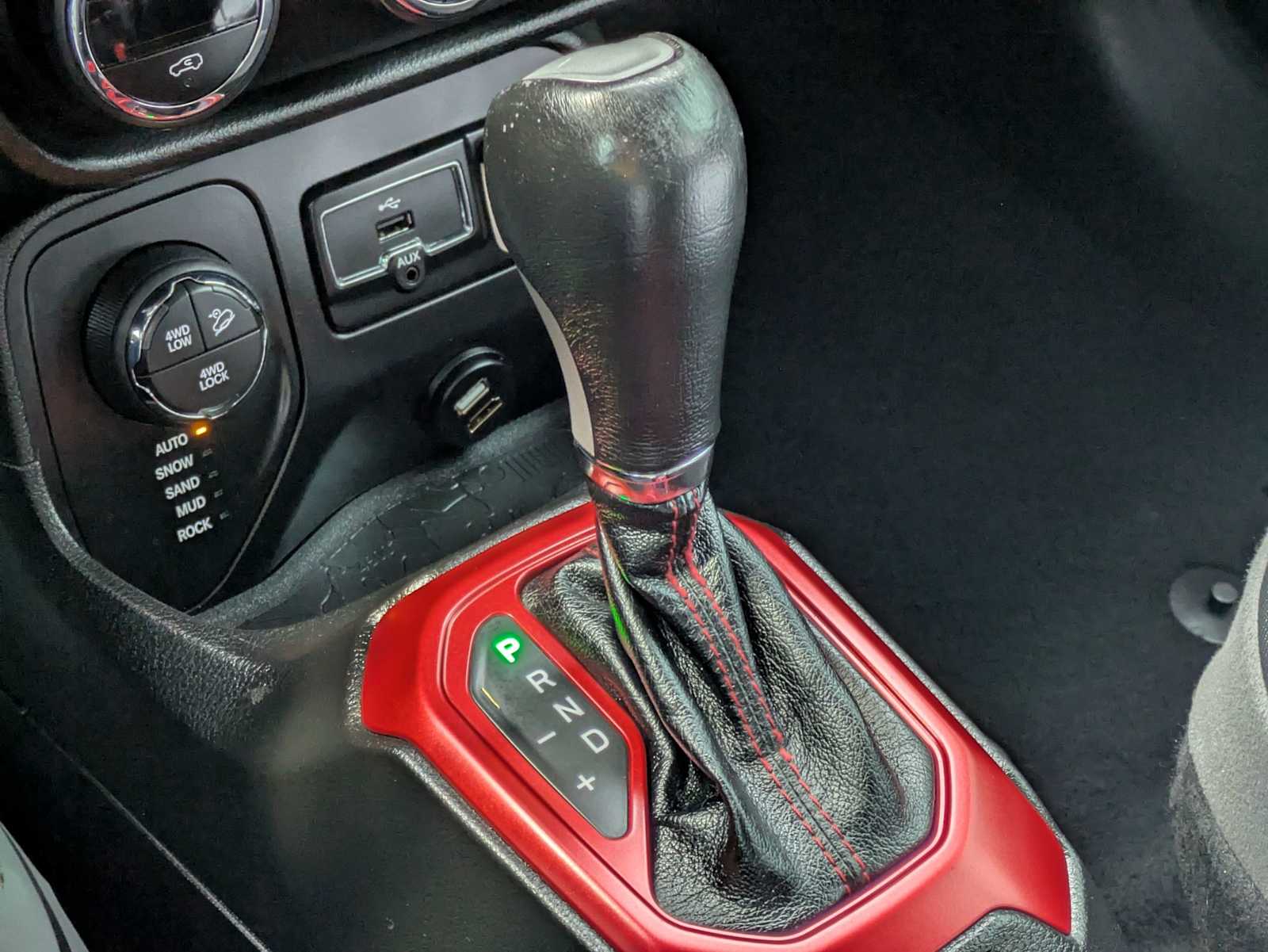 Thumbnail: 2016 Jeep Renegade - 33