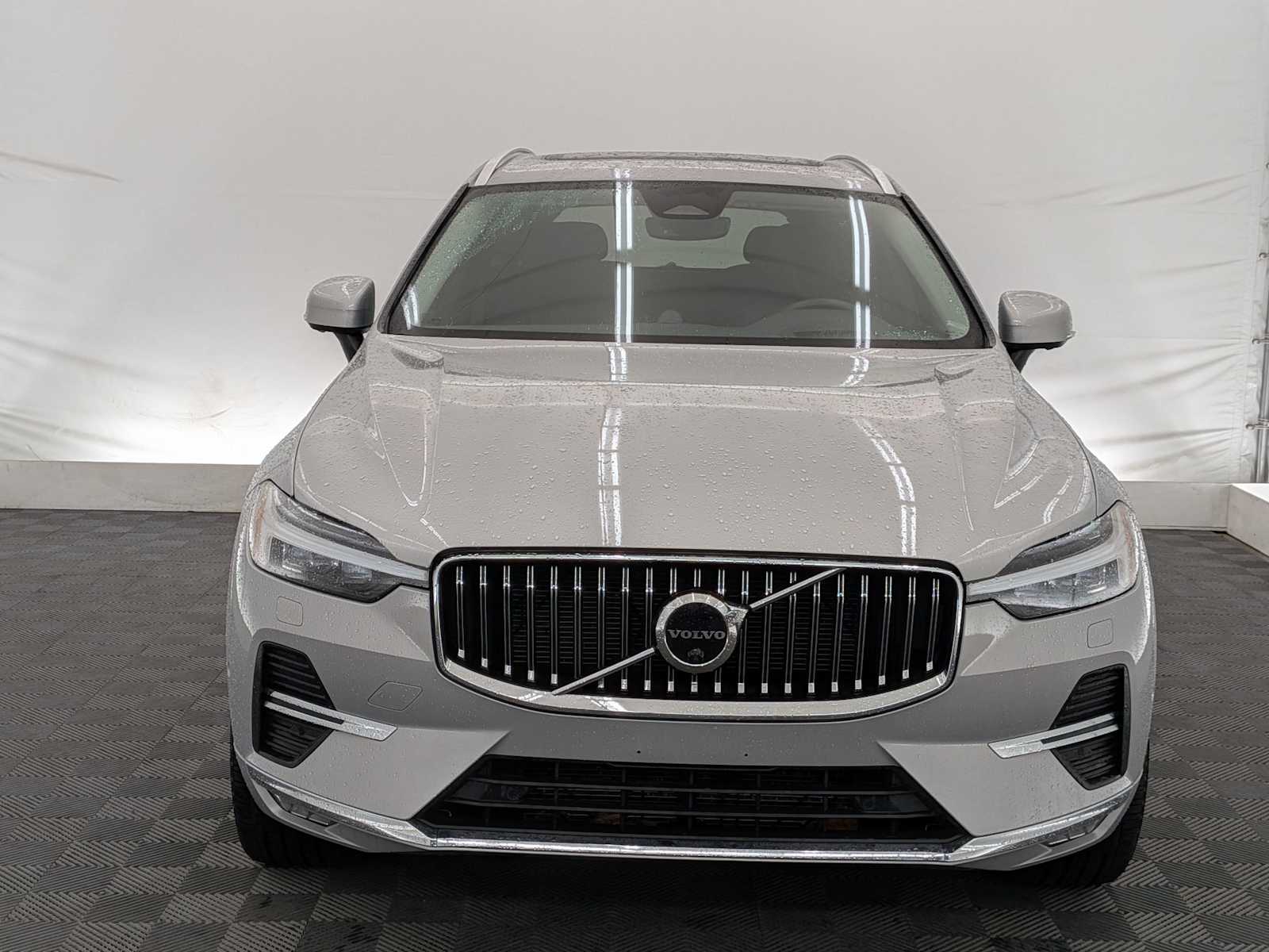 Thumbnail: 2022 Volvo XC60 - 9