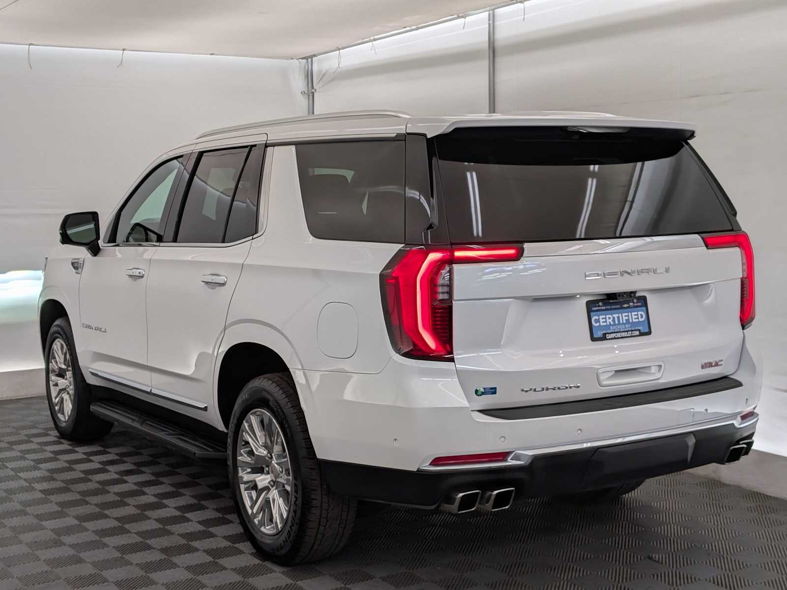 2025 Gmc Yukon Denali photo 3