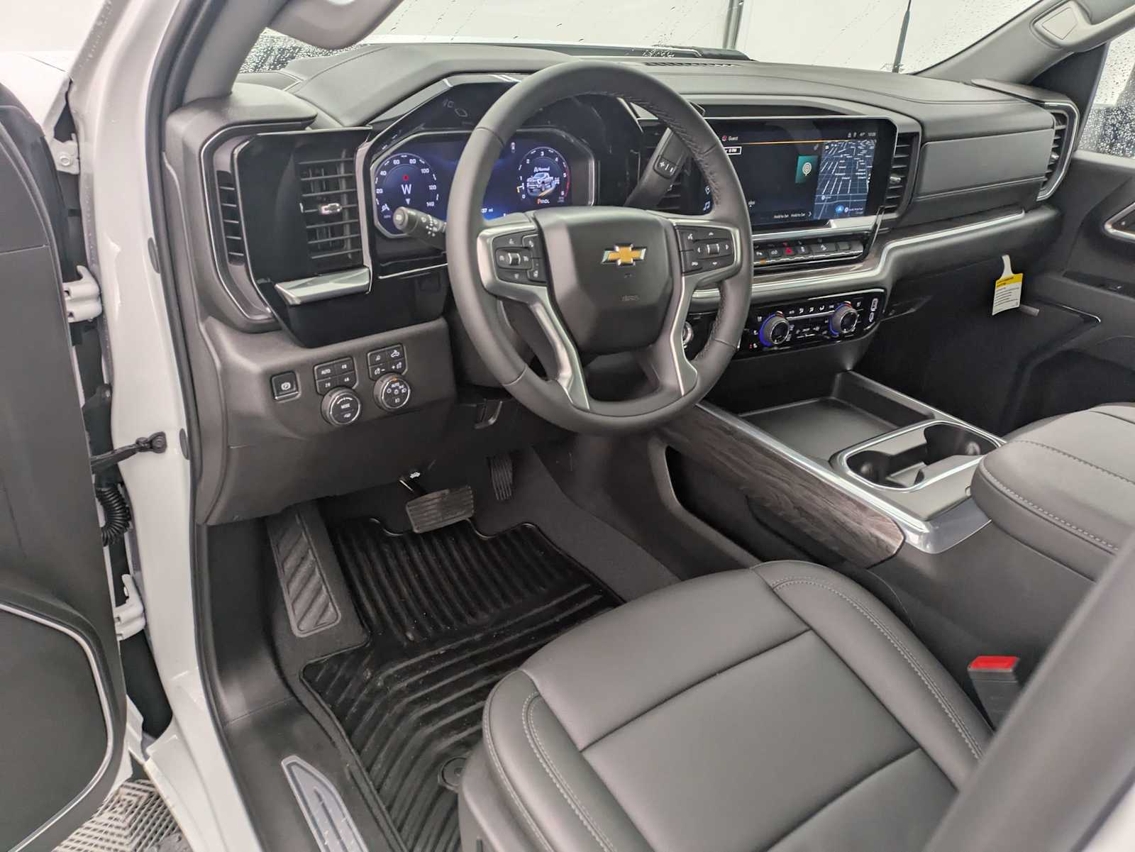 Thumbnail: 2026 Chevrolet Silverado 2500 - 2