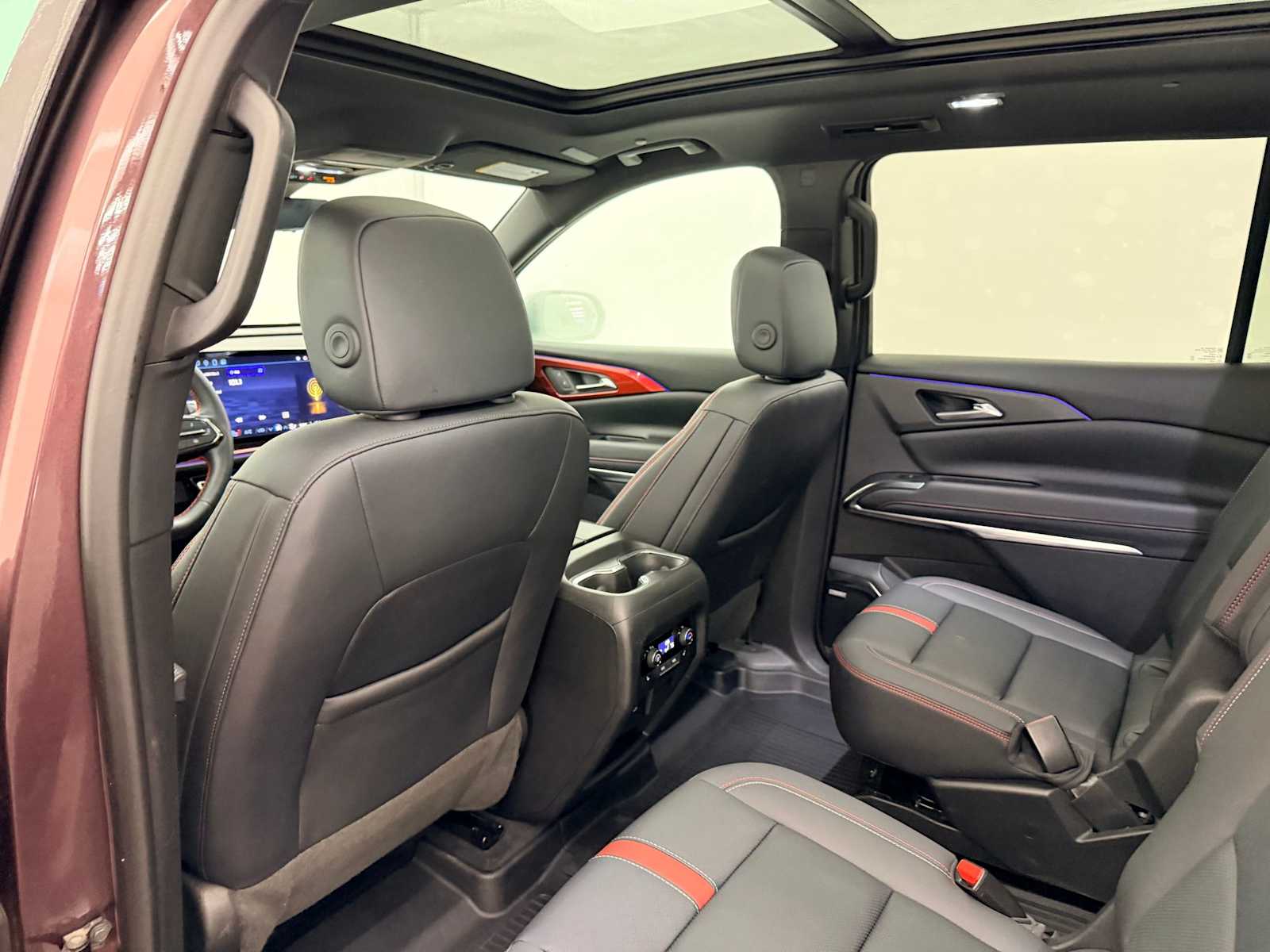 Thumbnail: 2024 Chevrolet Traverse - 19