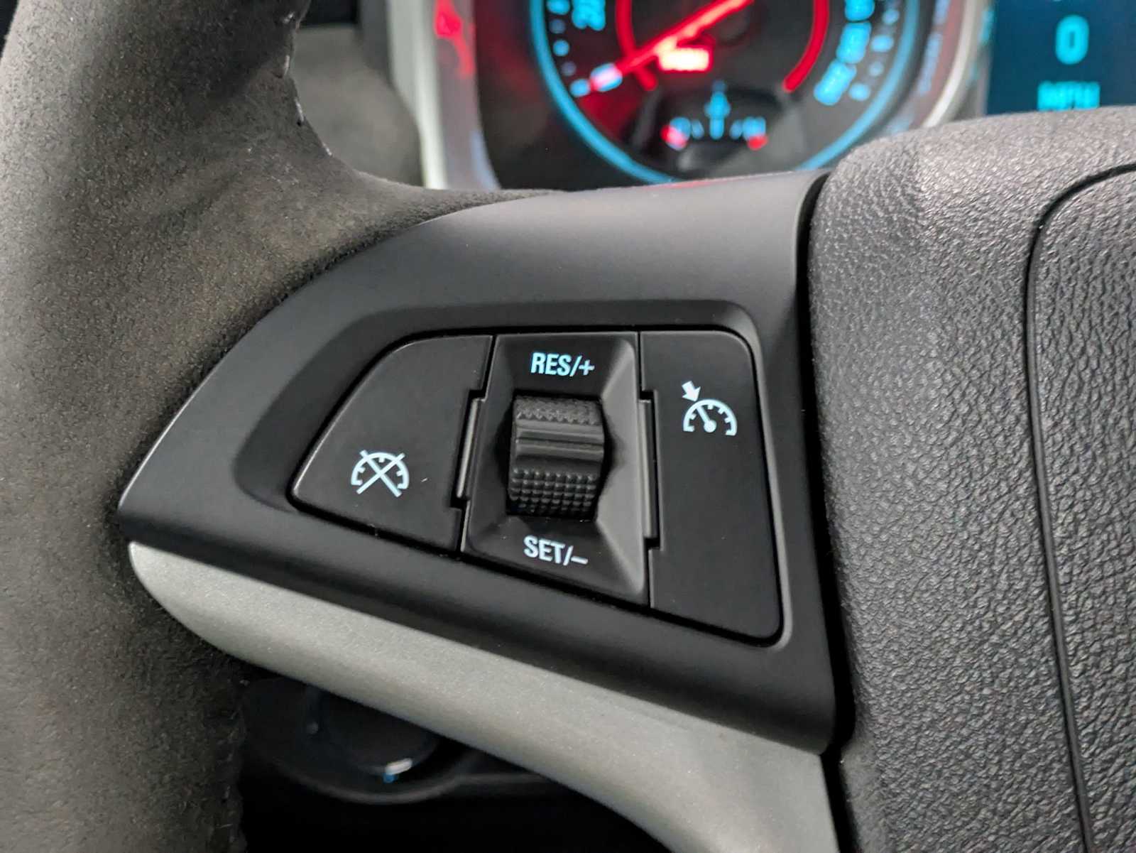 Thumbnail: 2015 Chevrolet Camaro - 22