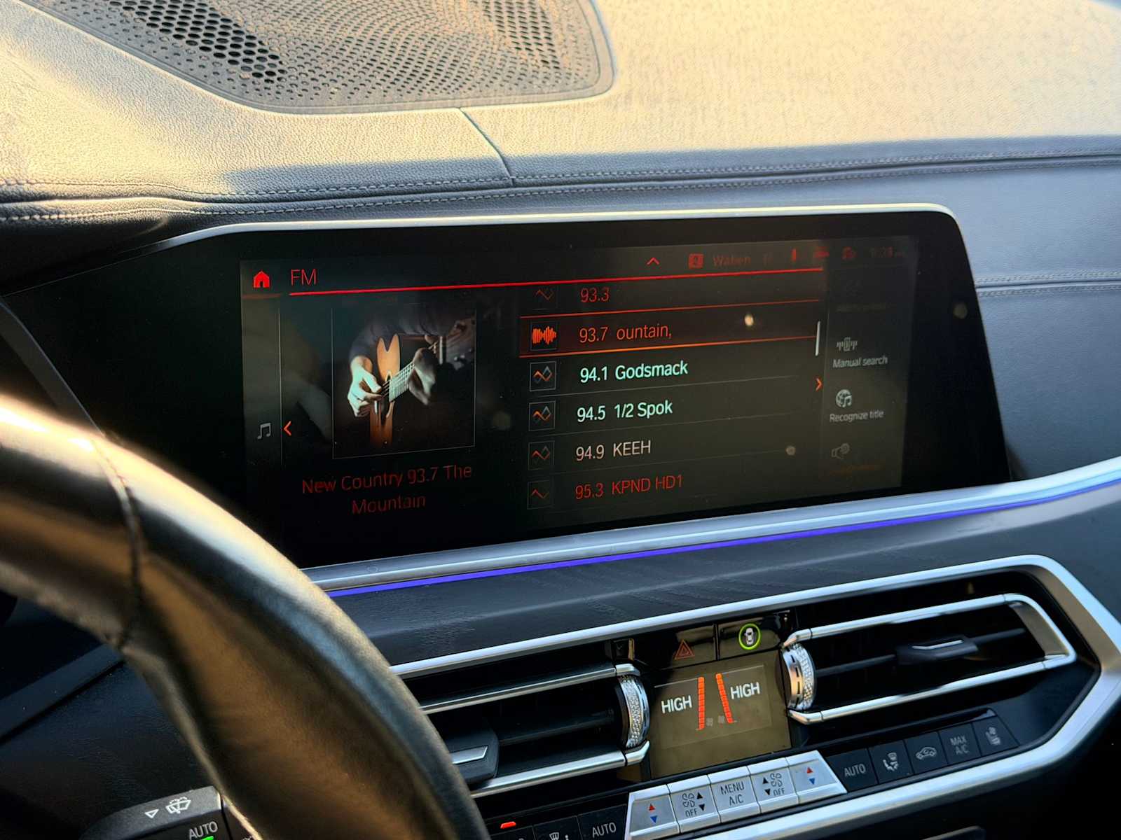 Thumbnail: 2022 BMW X7 - 32