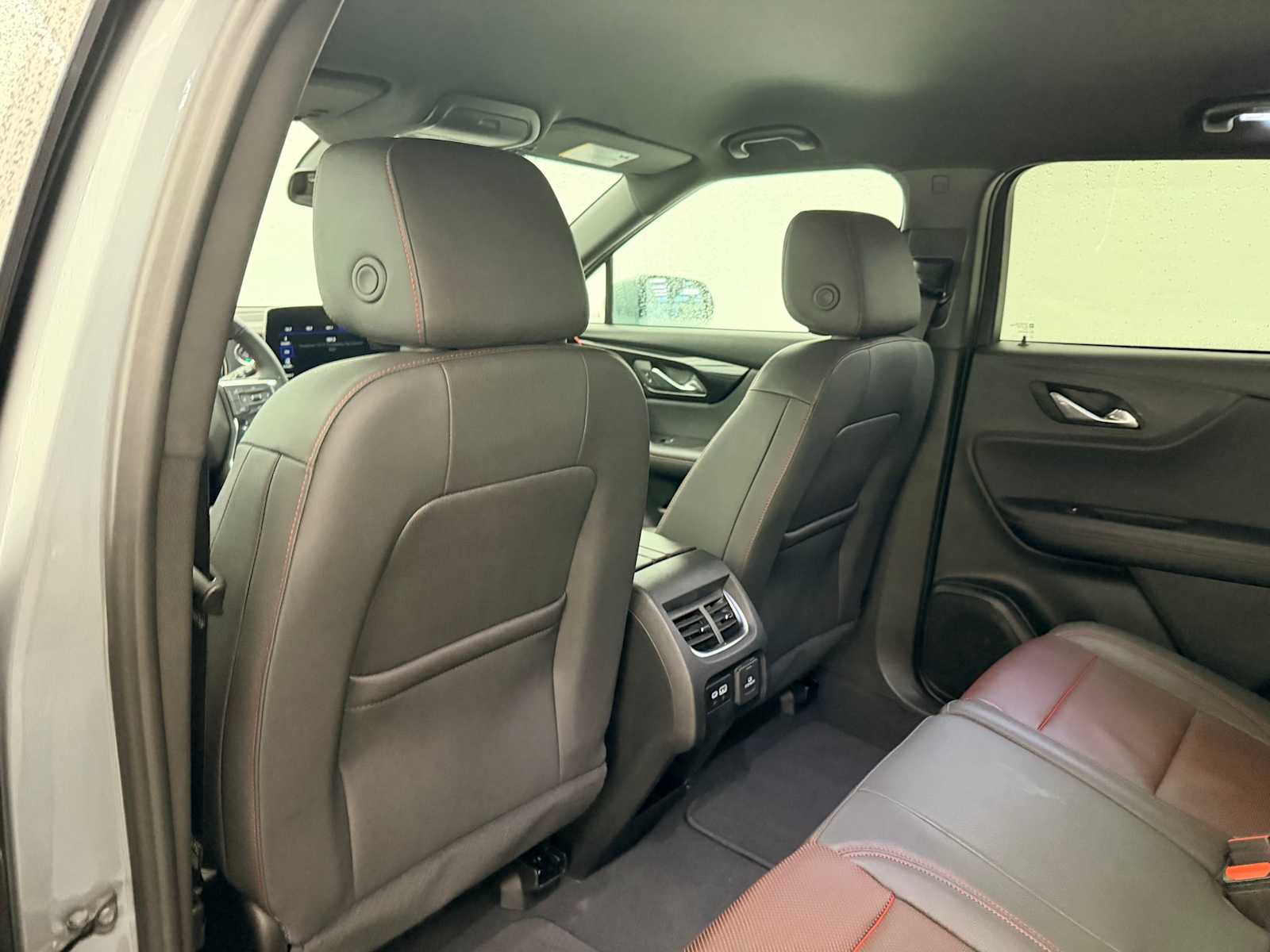 Thumbnail: 2025 Chevrolet Blazer - 19