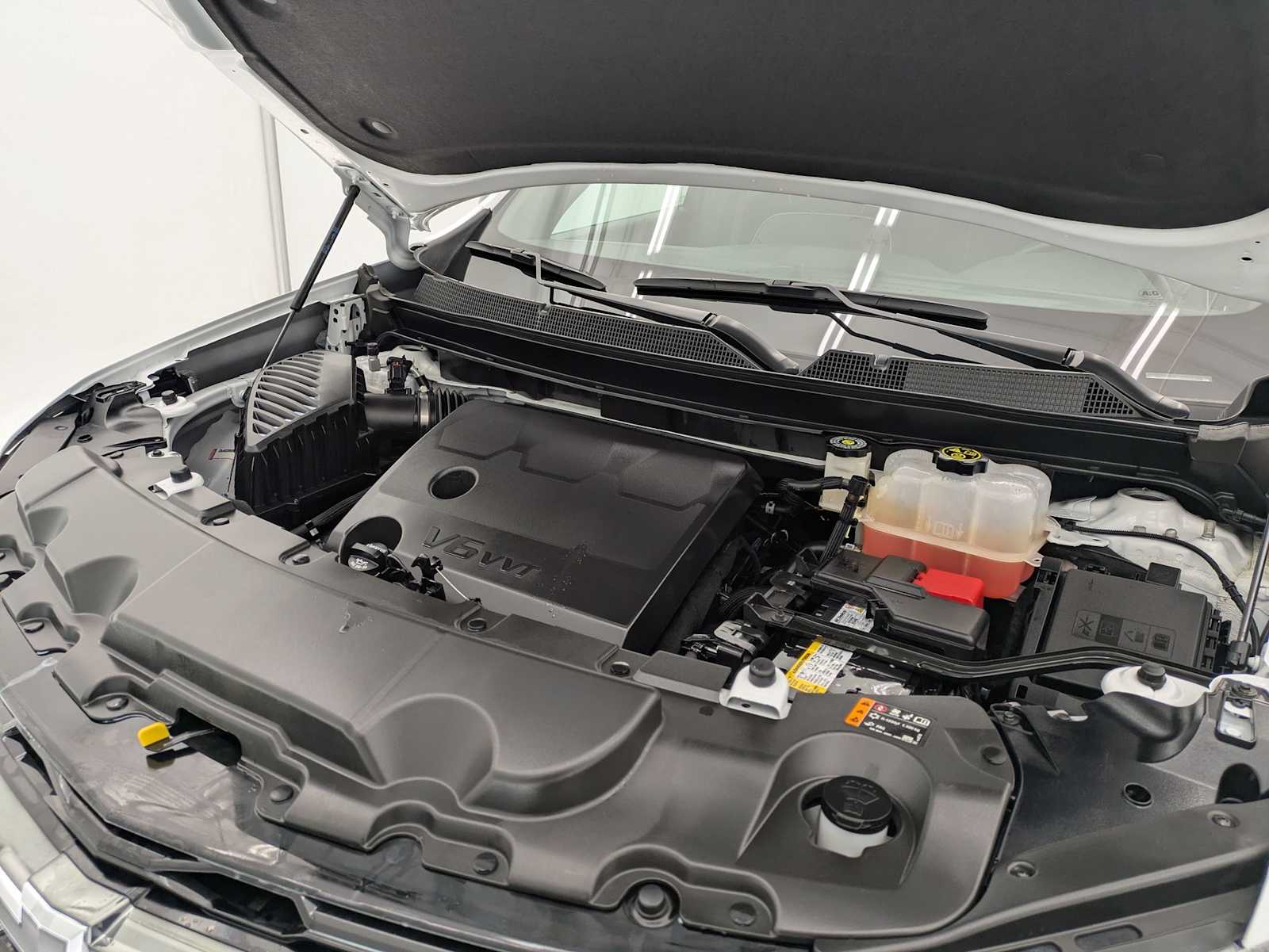 Thumbnail: 2024 Chevrolet Traverse - 16