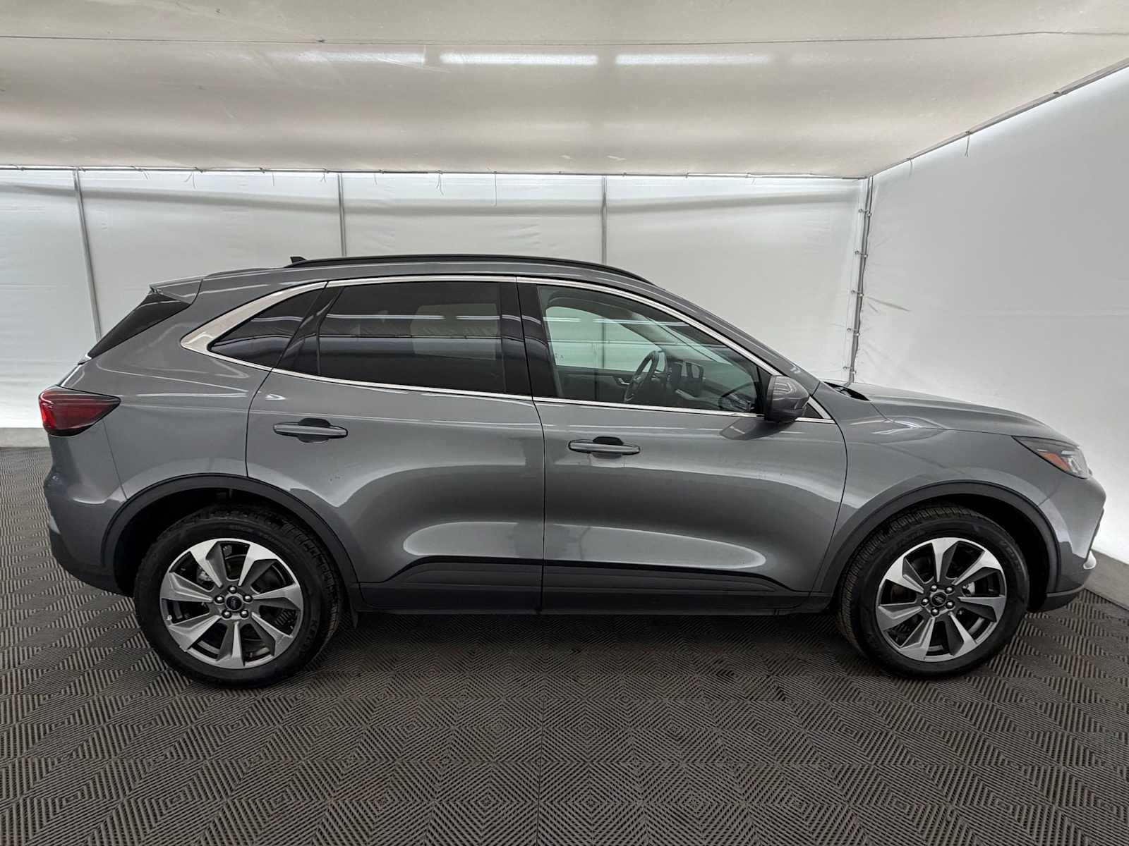 Thumbnail: 2024 Ford Escape - 7