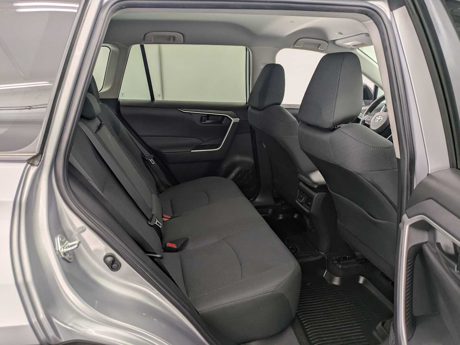 Thumbnail: 2024 Toyota RAV4 - 19