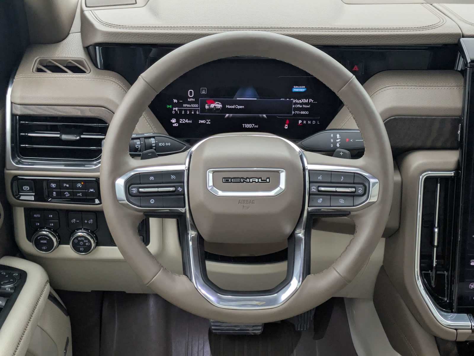 Thumbnail: 2025 GMC Yukon XL - 24