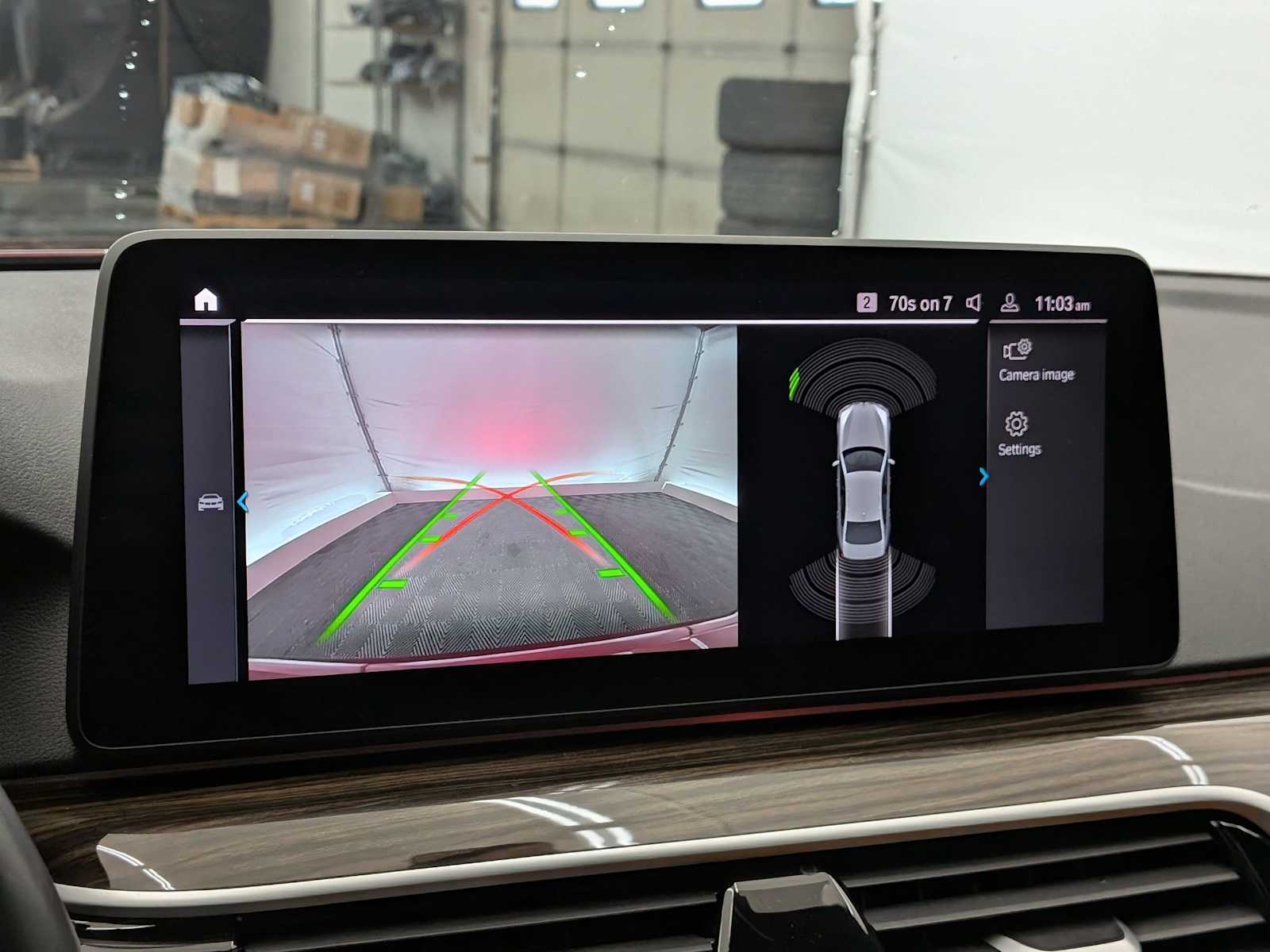 Thumbnail: 2023 BMW 5 Series - 30