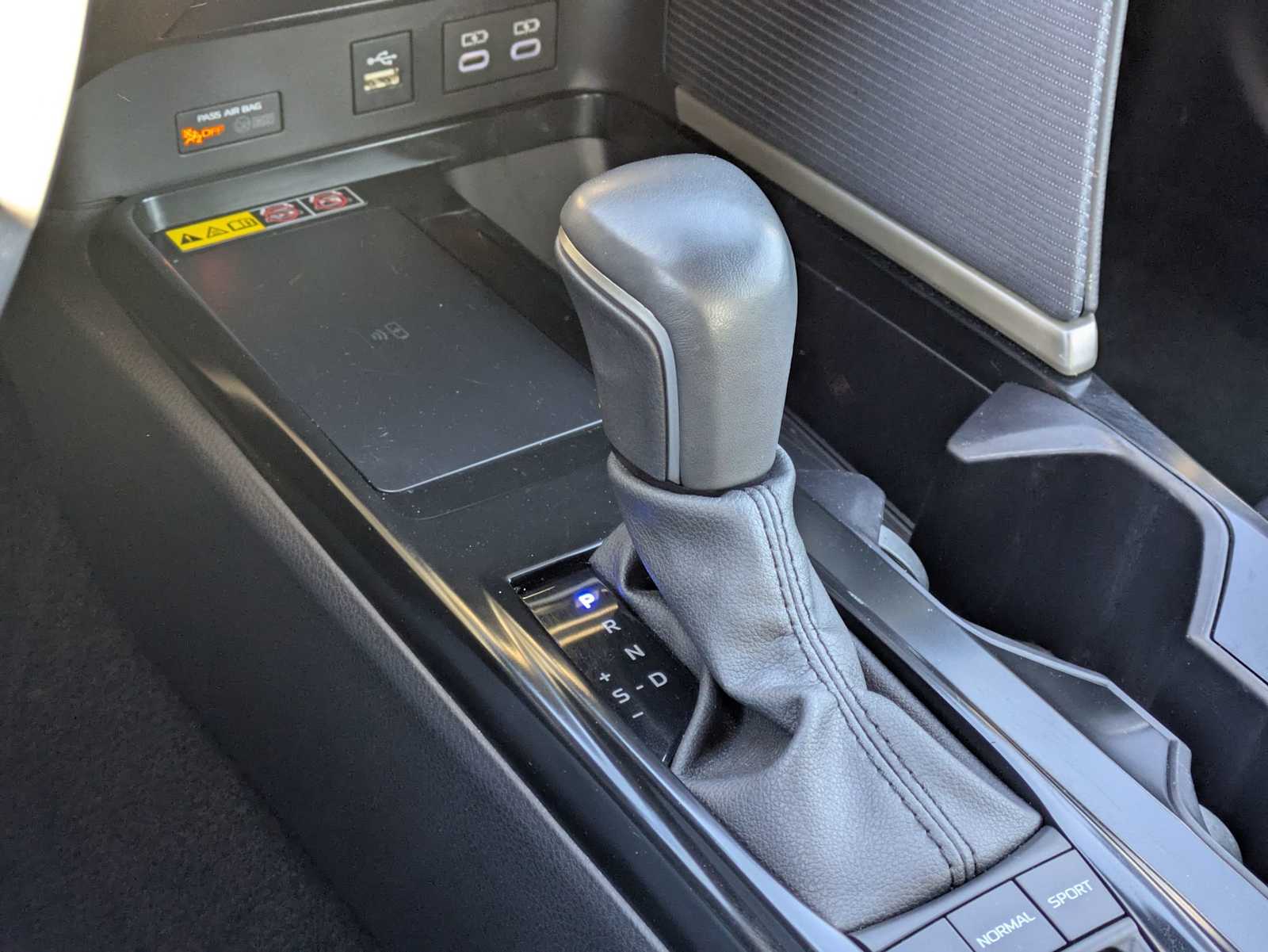 Thumbnail: 2025 Toyota Camry - 31