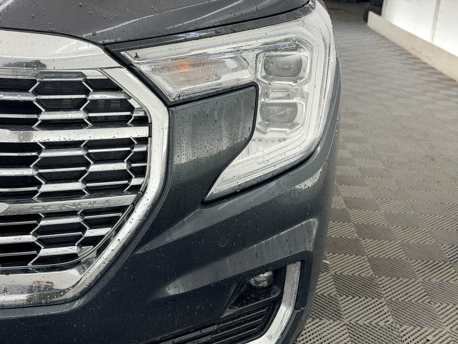 Thumbnail: 2022 GMC Terrain - 10