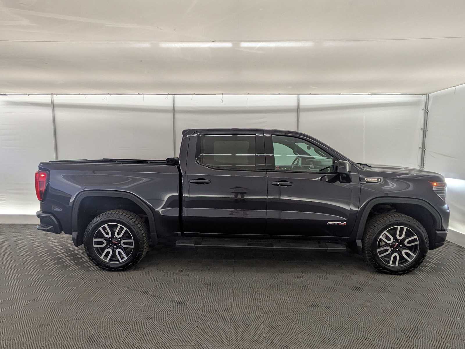 2023 GMC Sierra 1500 AT4 7