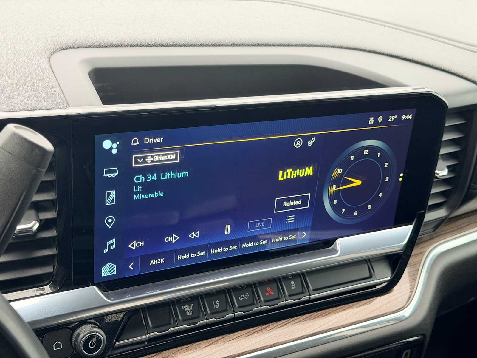 Thumbnail: 2024 Chevrolet Silverado 3500 - 30