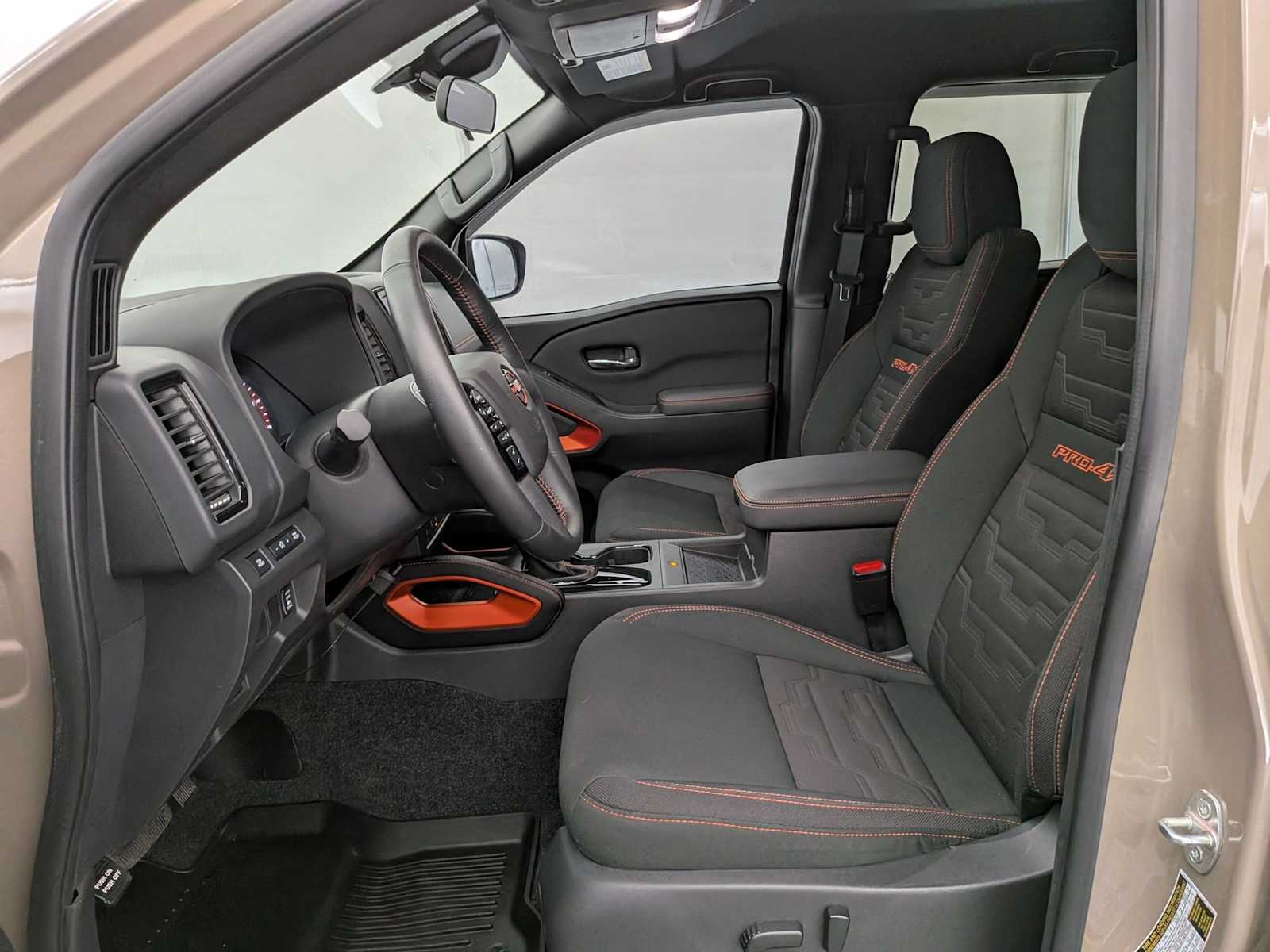 Thumbnail: 2023 Nissan Frontier - 15