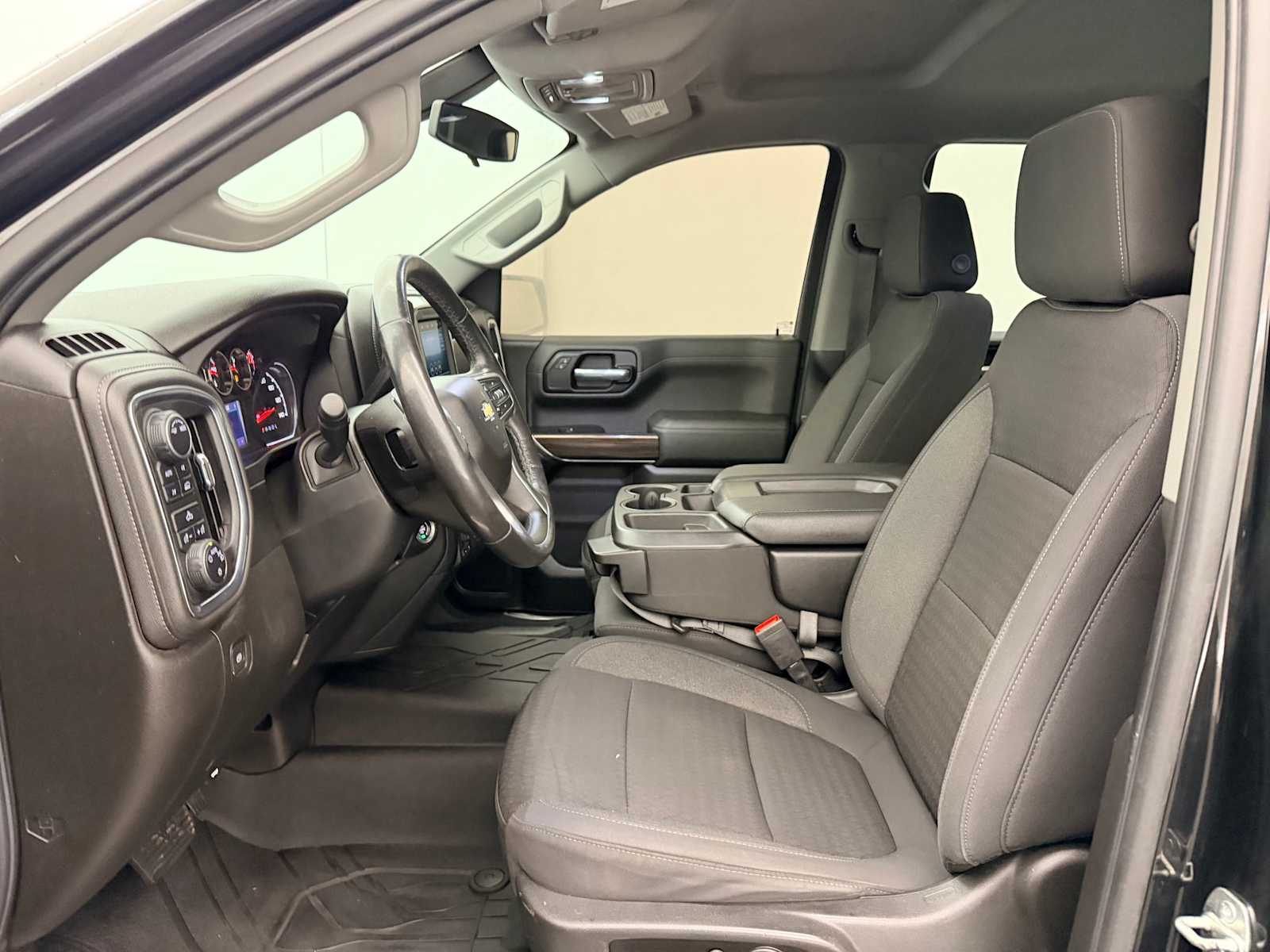 Thumbnail: 2021 Chevrolet Silverado 1500 - 18