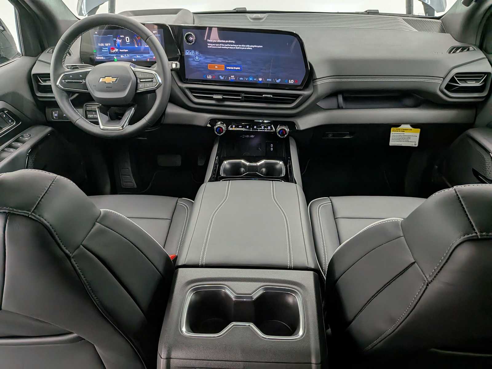 Thumbnail: 2026 Chevrolet Silverado EV - 14