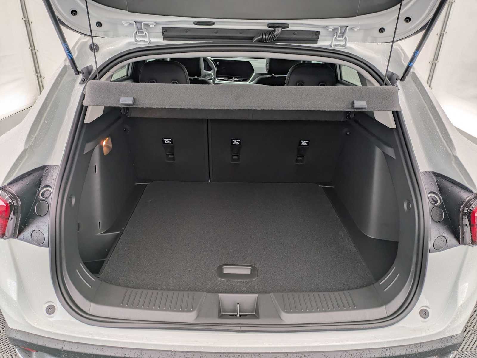 Thumbnail: 2026 Chevrolet Trax - 33