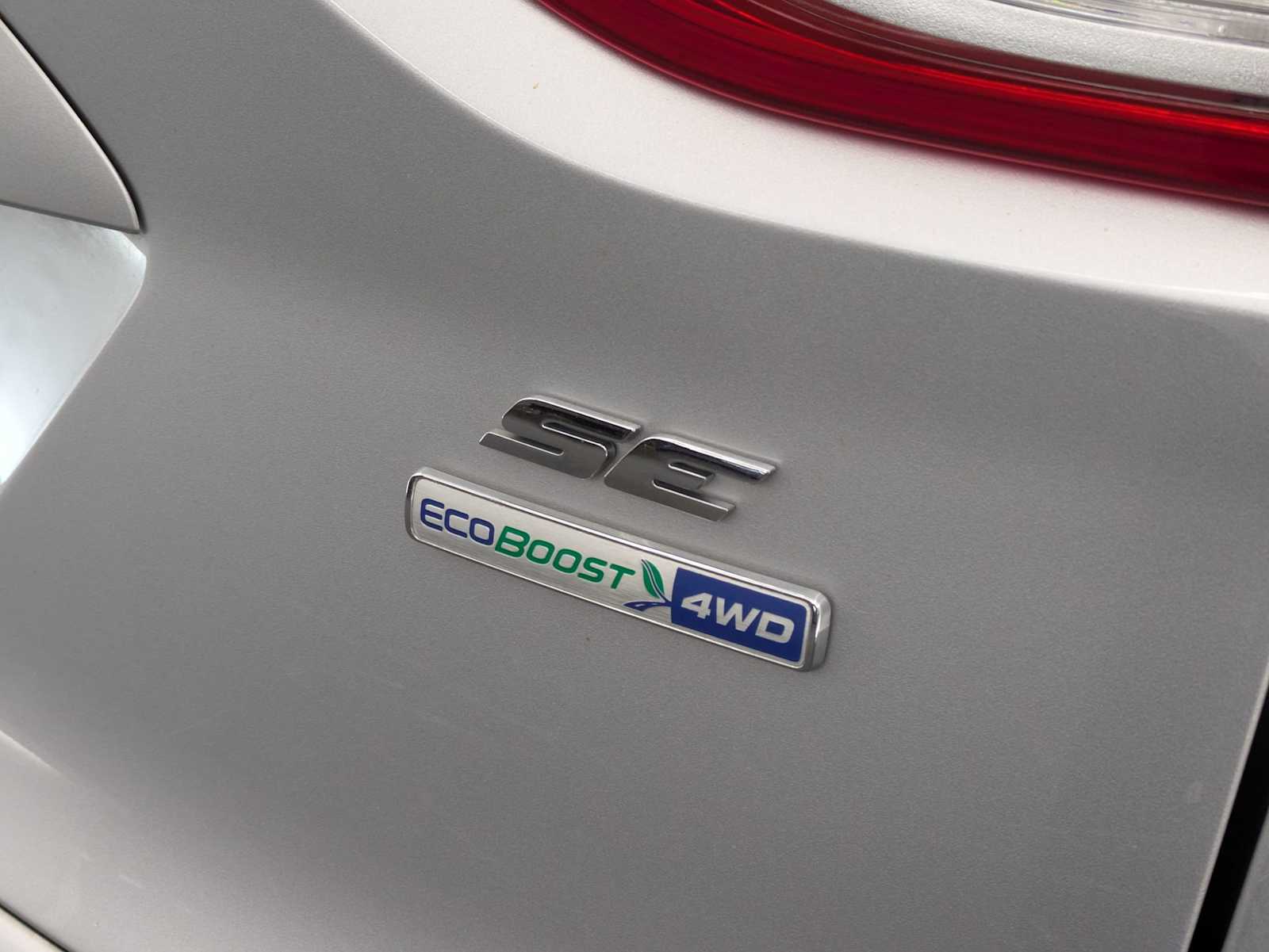 Thumbnail: 2015 Ford Escape - 11