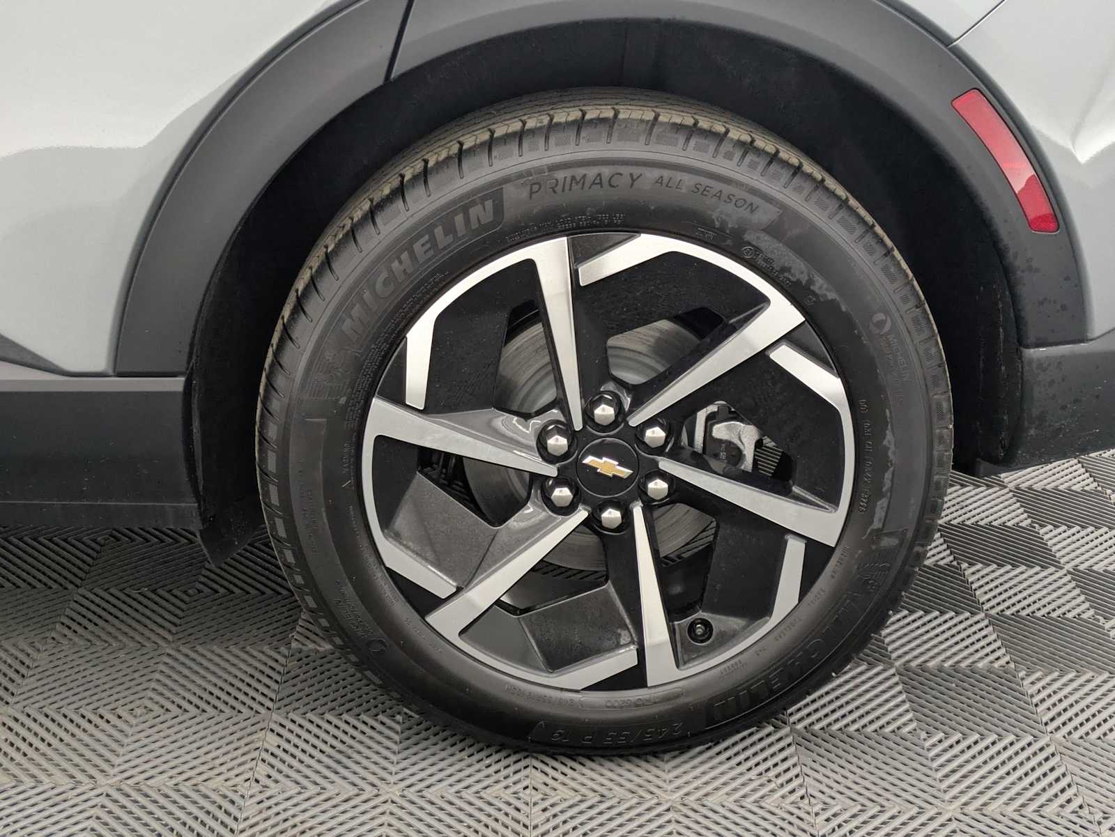 Thumbnail: 2026 Chevrolet Equinox - 13