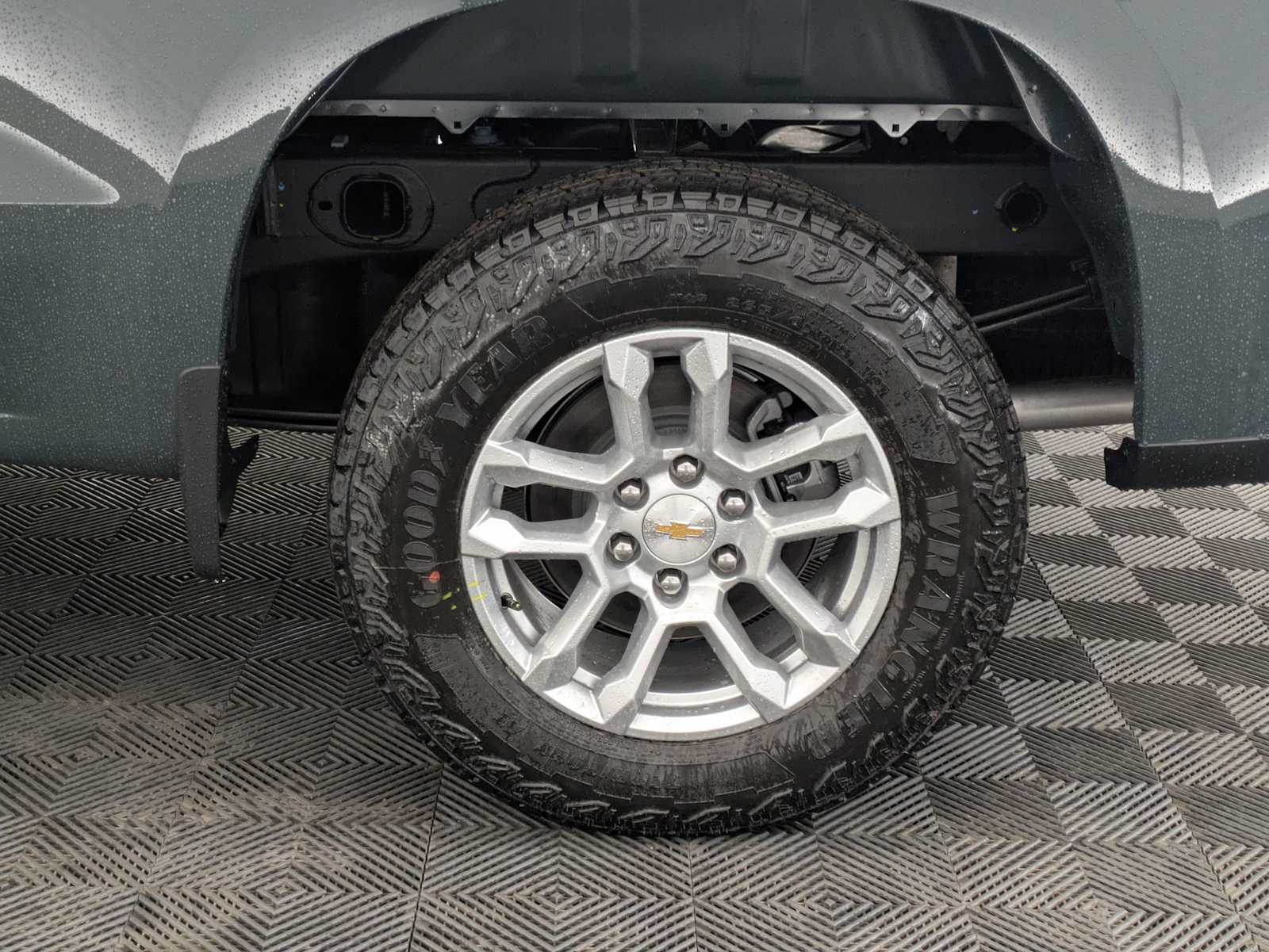 Thumbnail: 2026 Chevrolet Silverado 1500 - 15