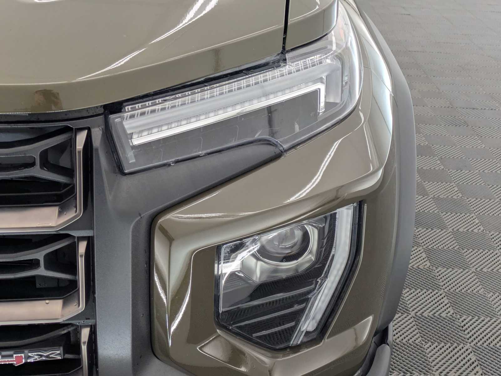Thumbnail: 2024 GMC Canyon - 10