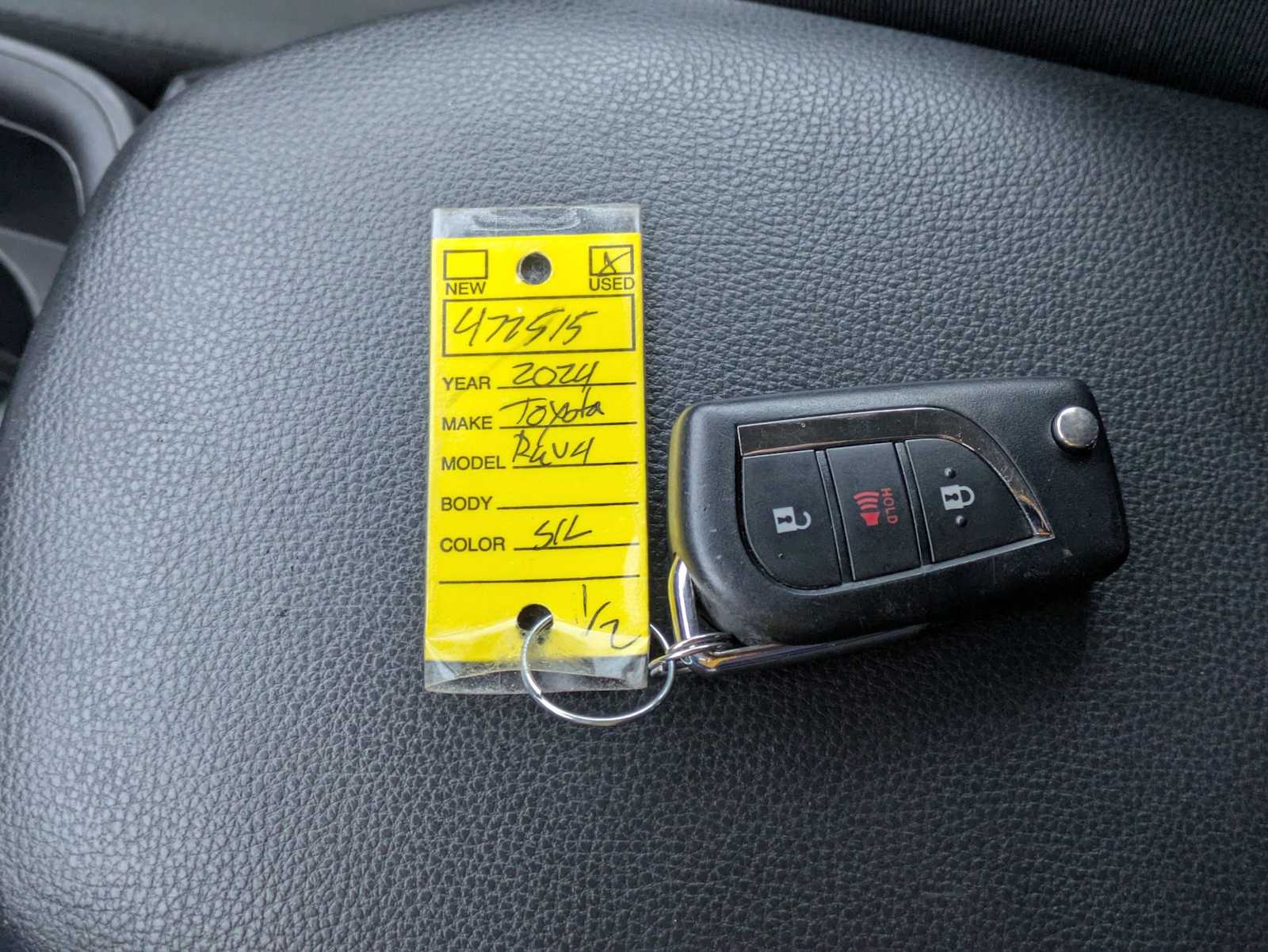 Thumbnail: 2024 Toyota RAV4 - 34