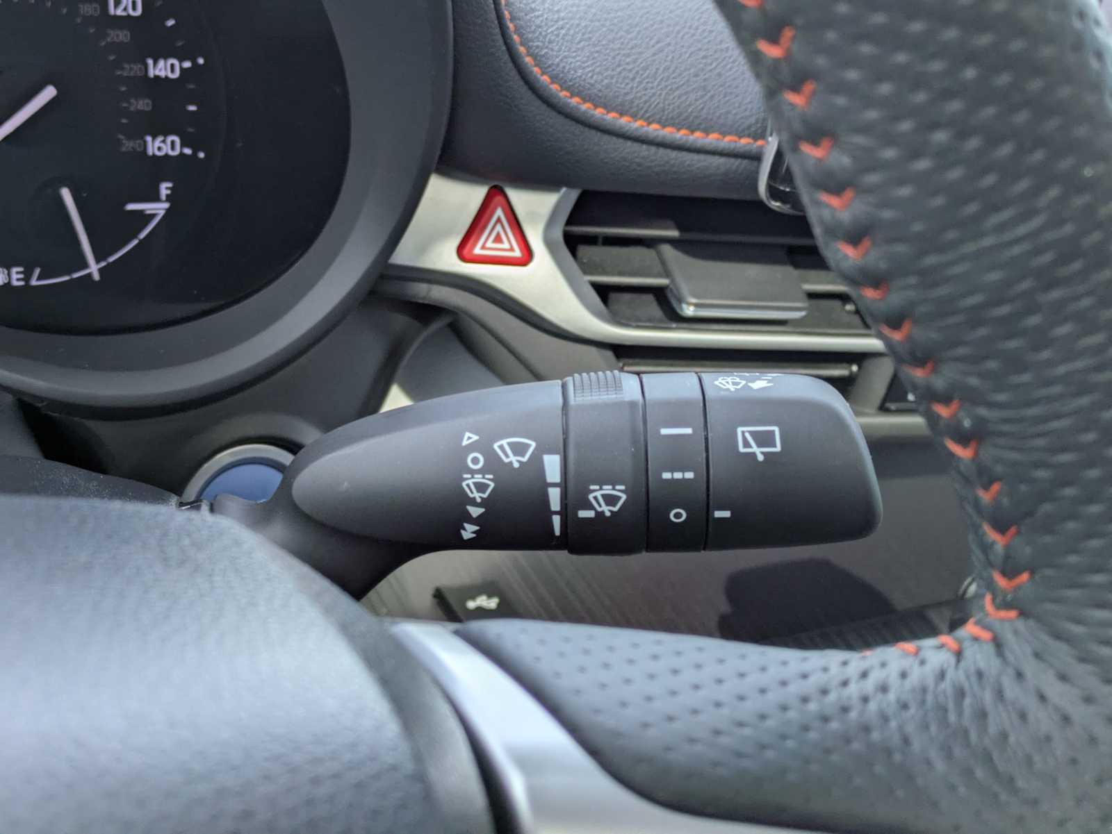 Thumbnail: 2024 Toyota Sienna - 25