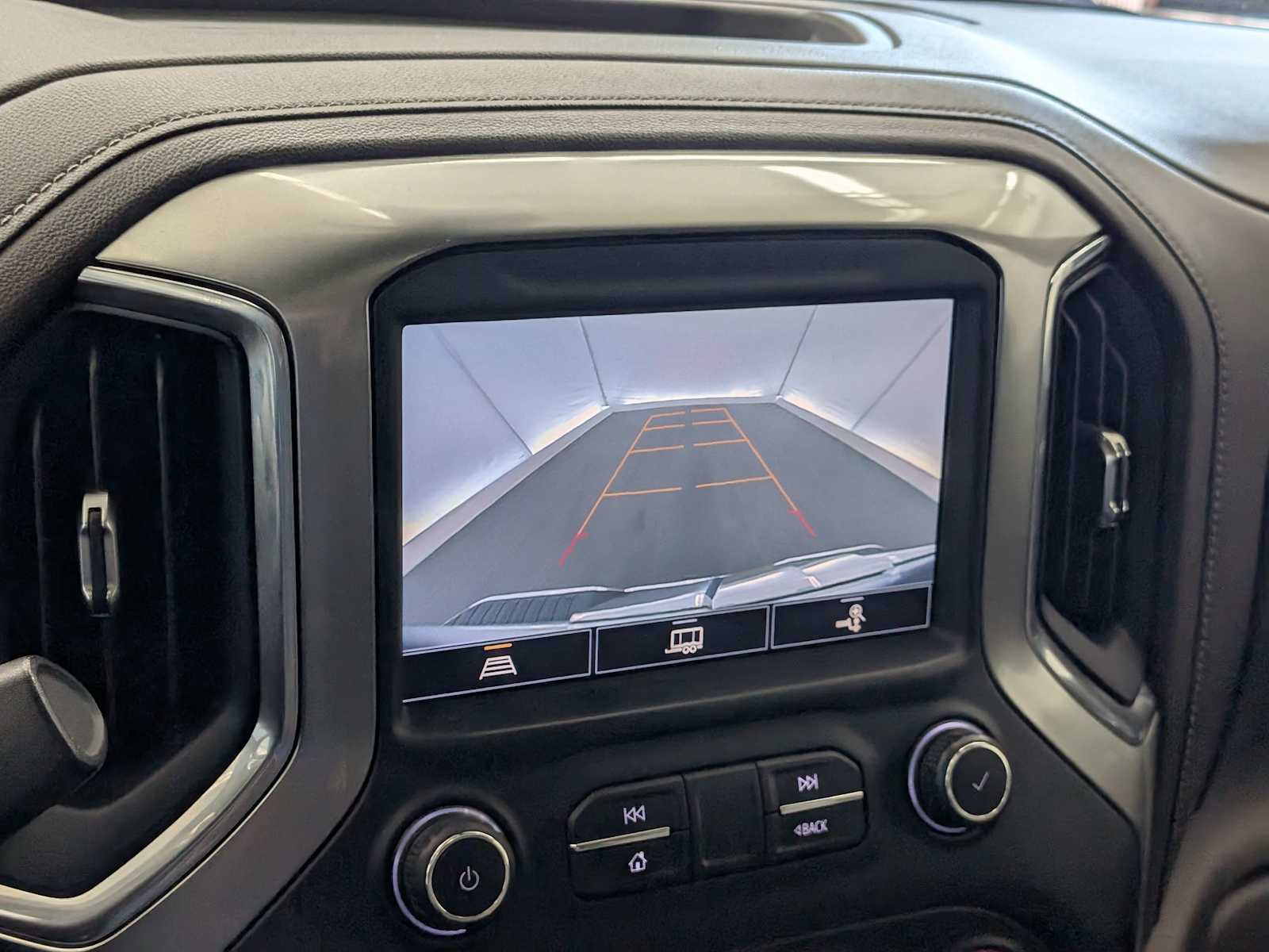 Thumbnail: 2021 Chevrolet Silverado 1500 - 31