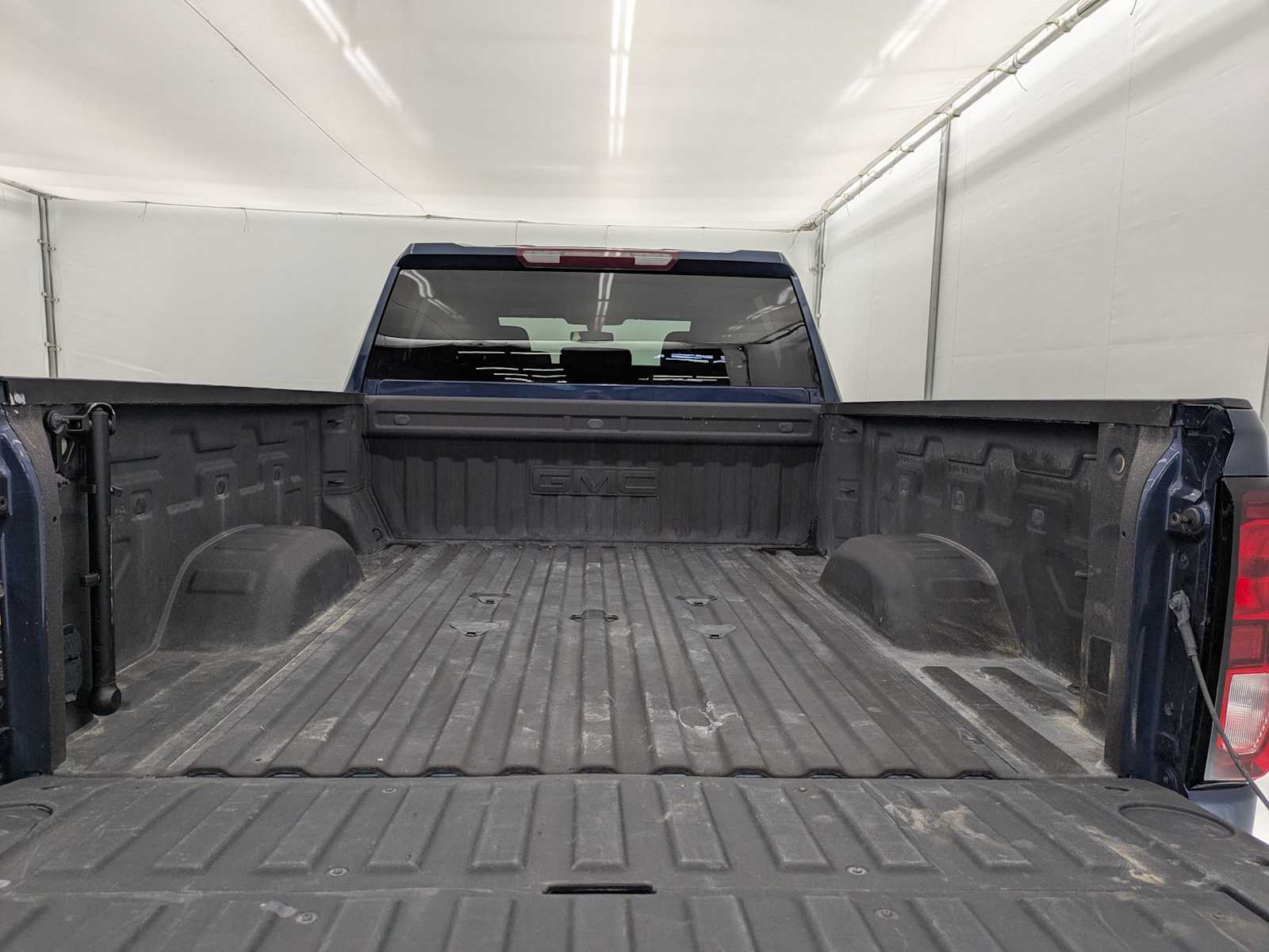 Thumbnail: 2023 GMC Sierra 3500 - 33