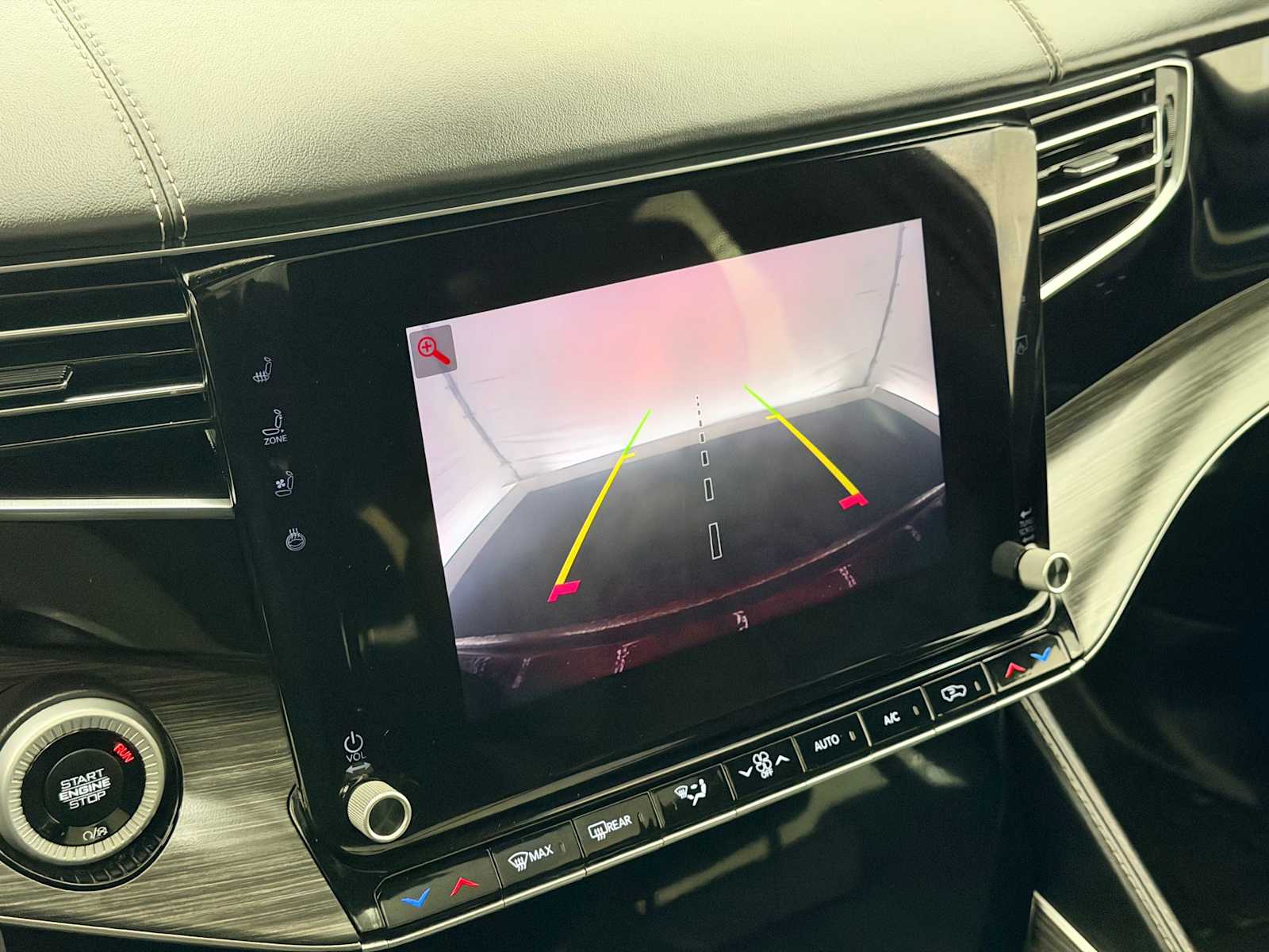 Thumbnail: 2023 Jeep Wagoneer - 30