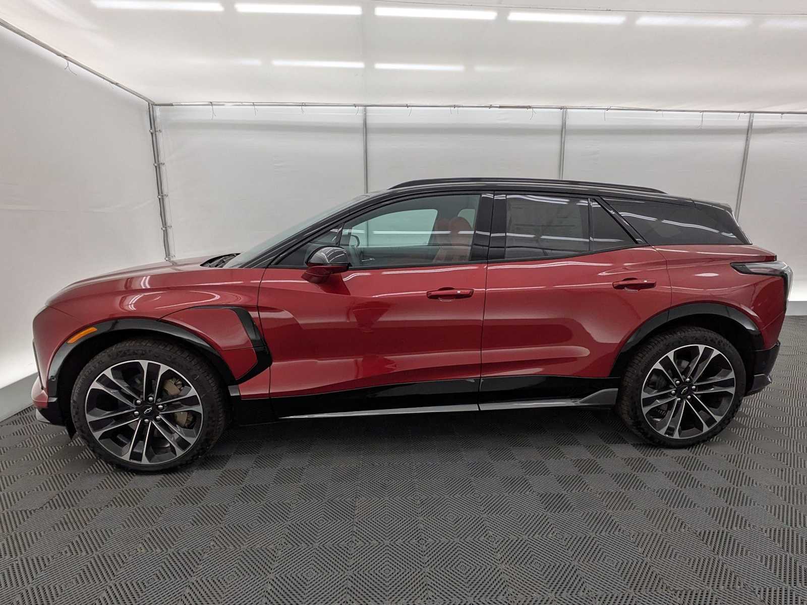 Thumbnail: 2026 Chevrolet Blazer EV - 3