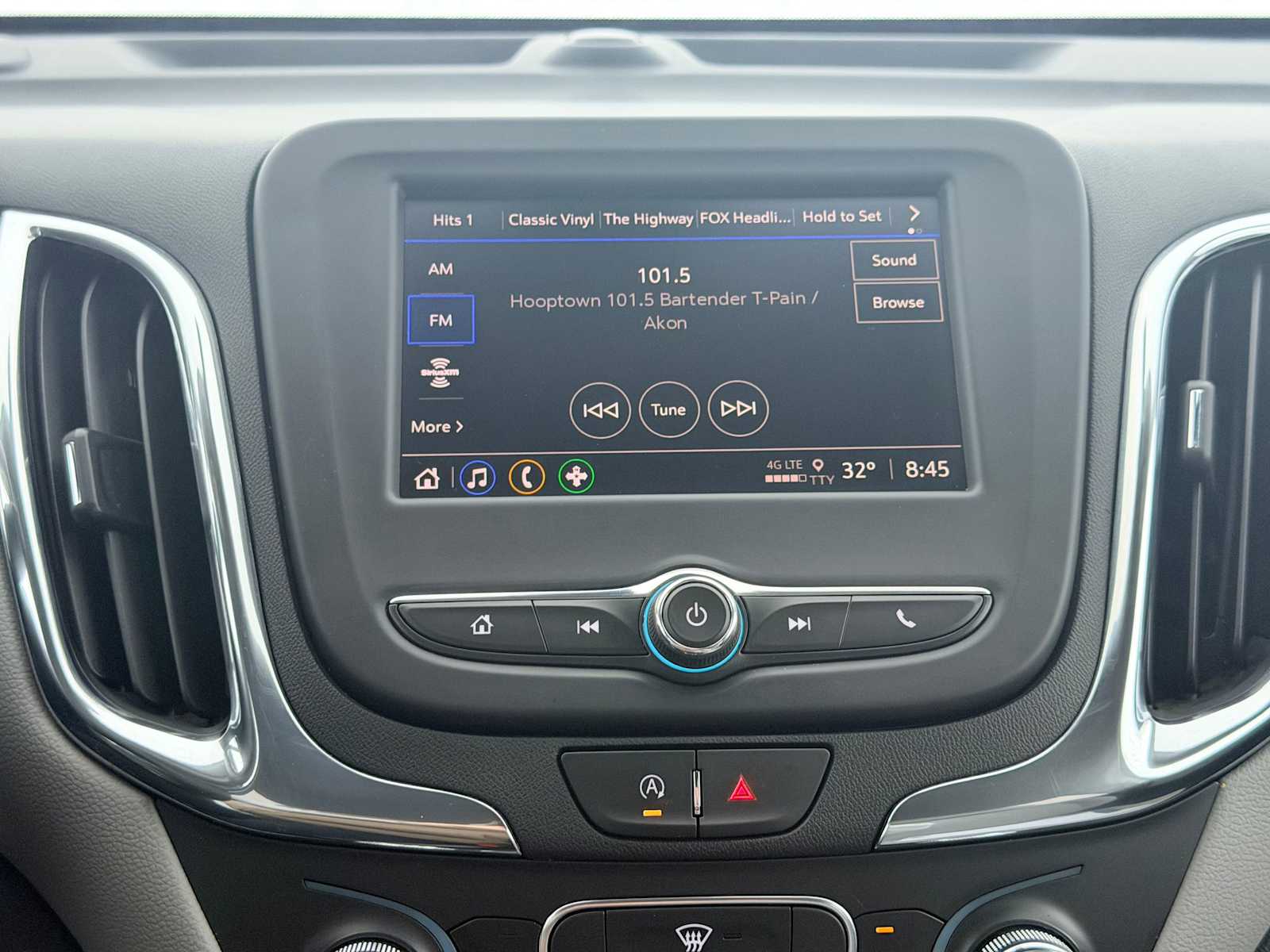 Thumbnail: 2023 Chevrolet Equinox - 29