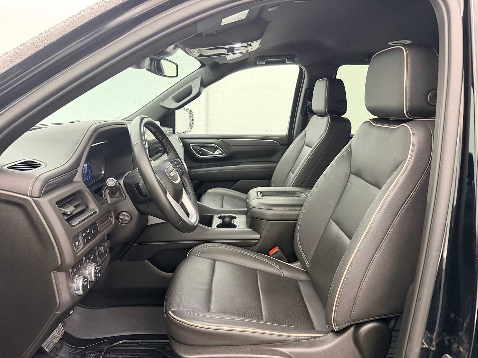 Thumbnail: 2024 GMC Yukon - 17