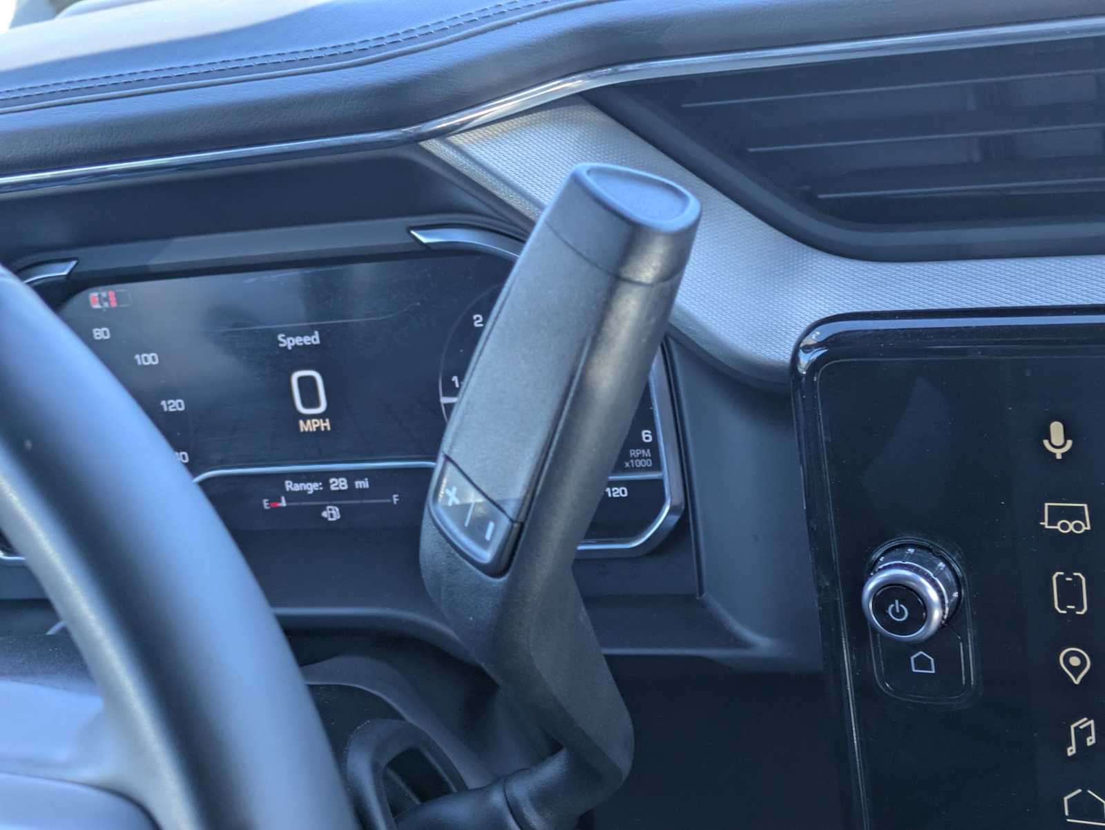 Thumbnail: 2025 GMC Sierra 3500 - 32