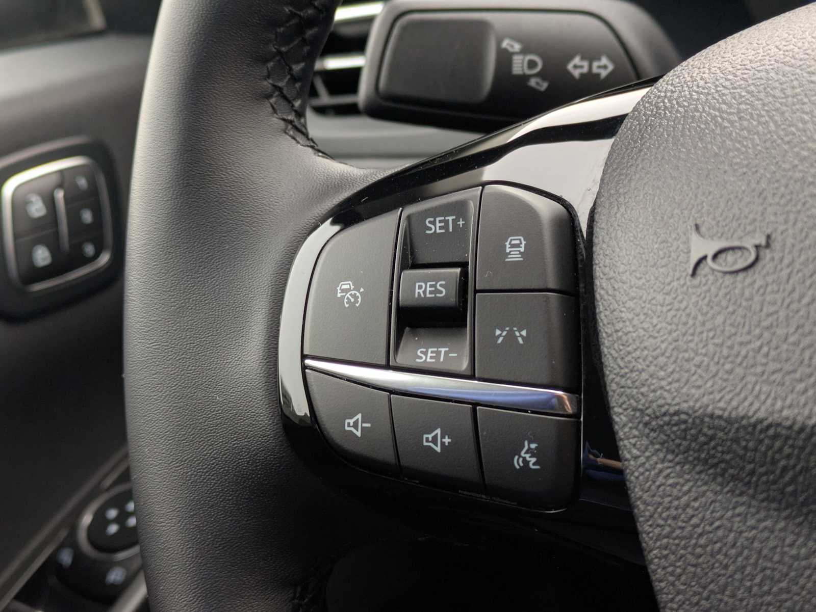 Thumbnail: 2025 Ford Escape - 24