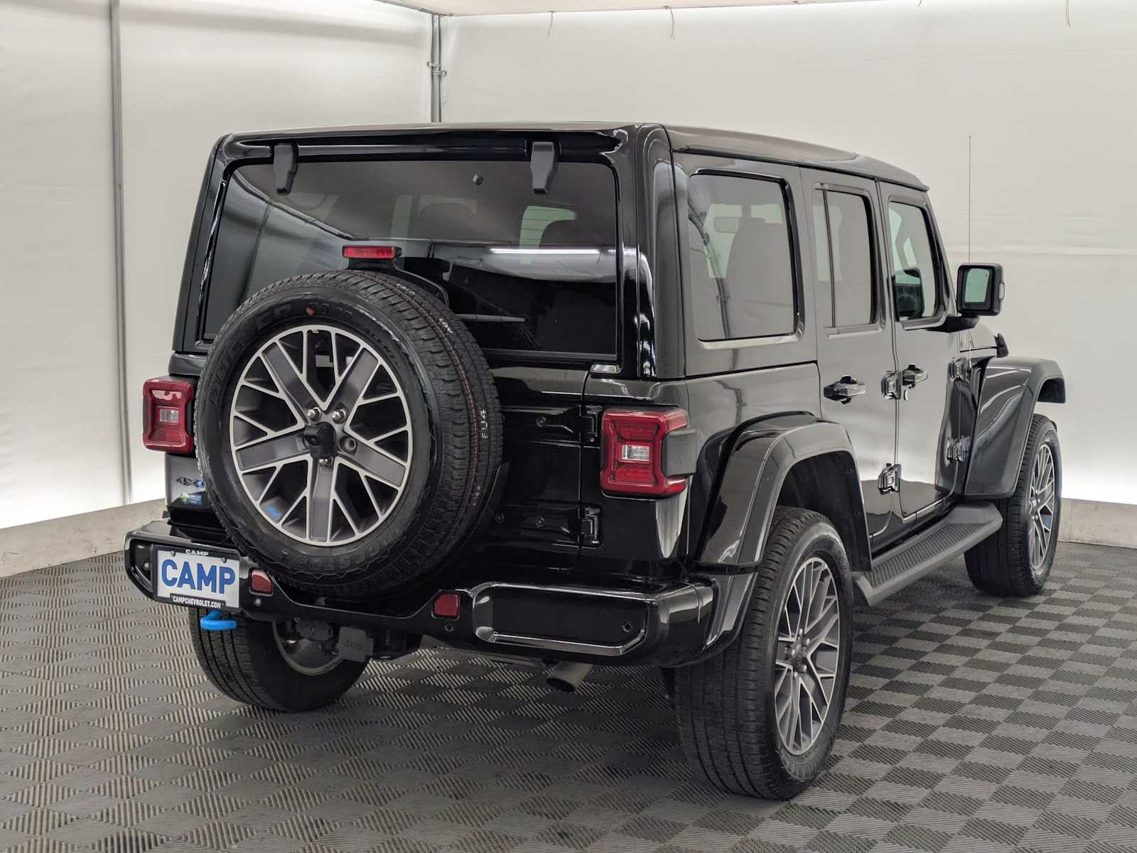 Thumbnail: 2023 Jeep Wrangler - 6