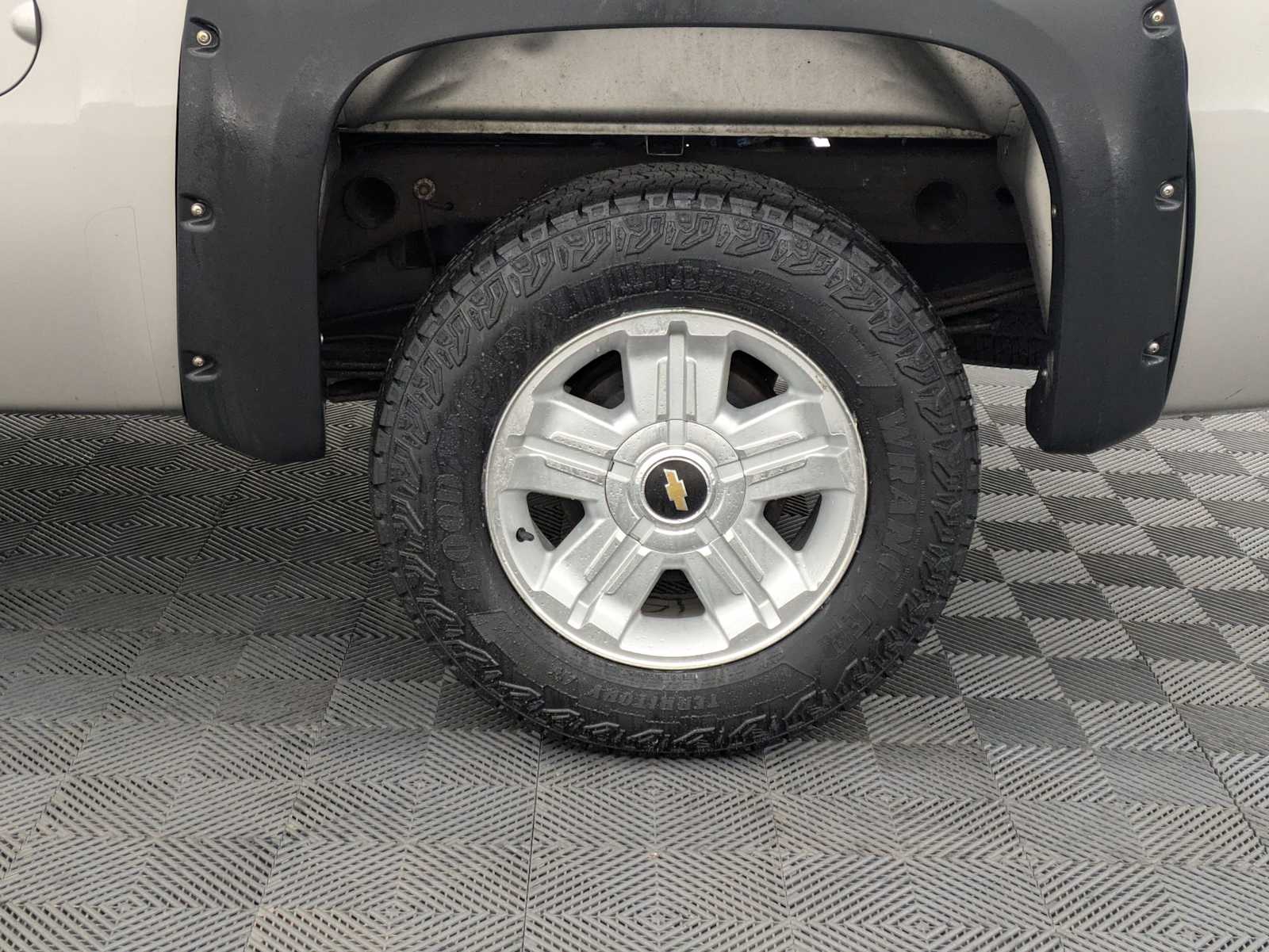 Thumbnail: 2009 Chevrolet Silverado 1500 - 15