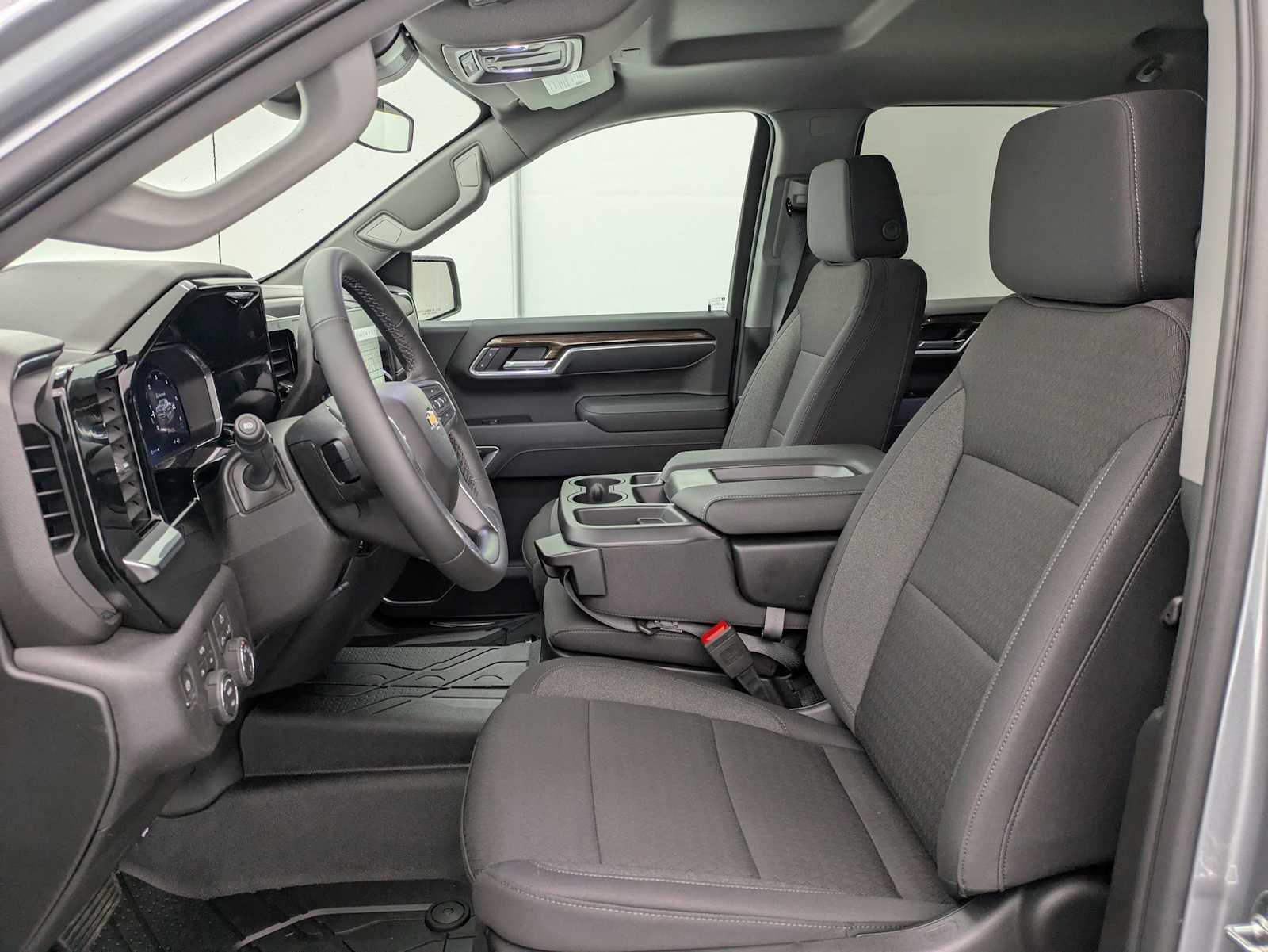 Thumbnail: 2026 Chevrolet Silverado 1500 - 19