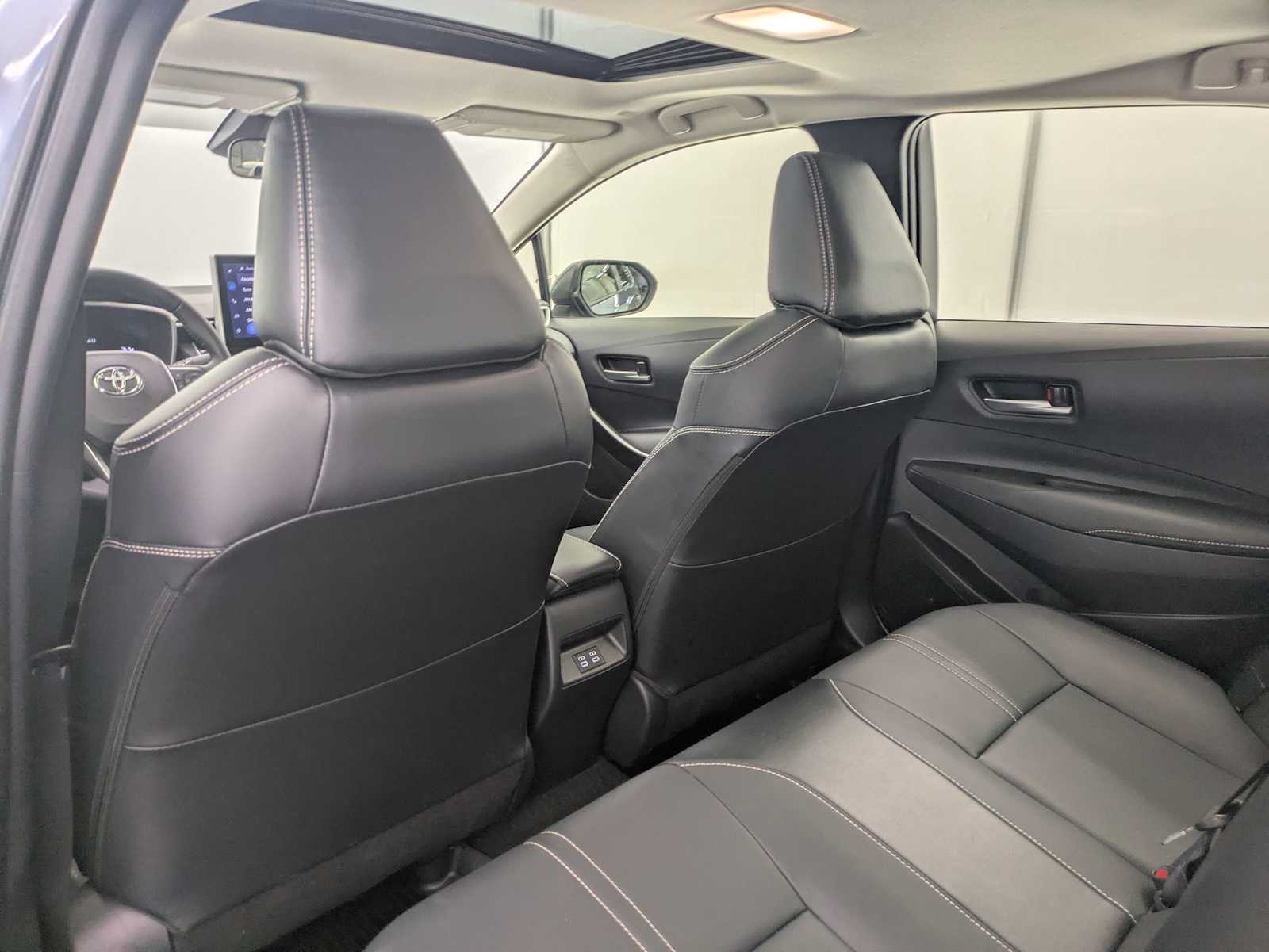 Thumbnail: 2025 Toyota Corolla - 19