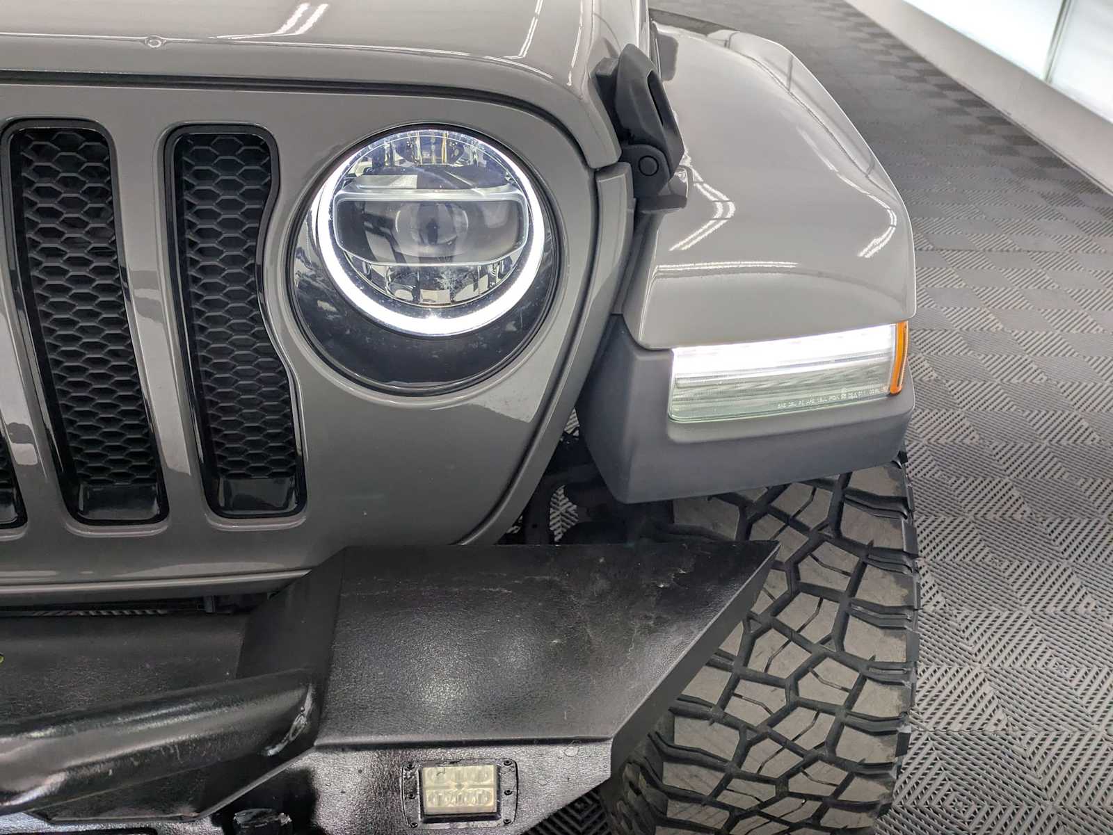 Thumbnail: 2020 Jeep Wrangler - 10