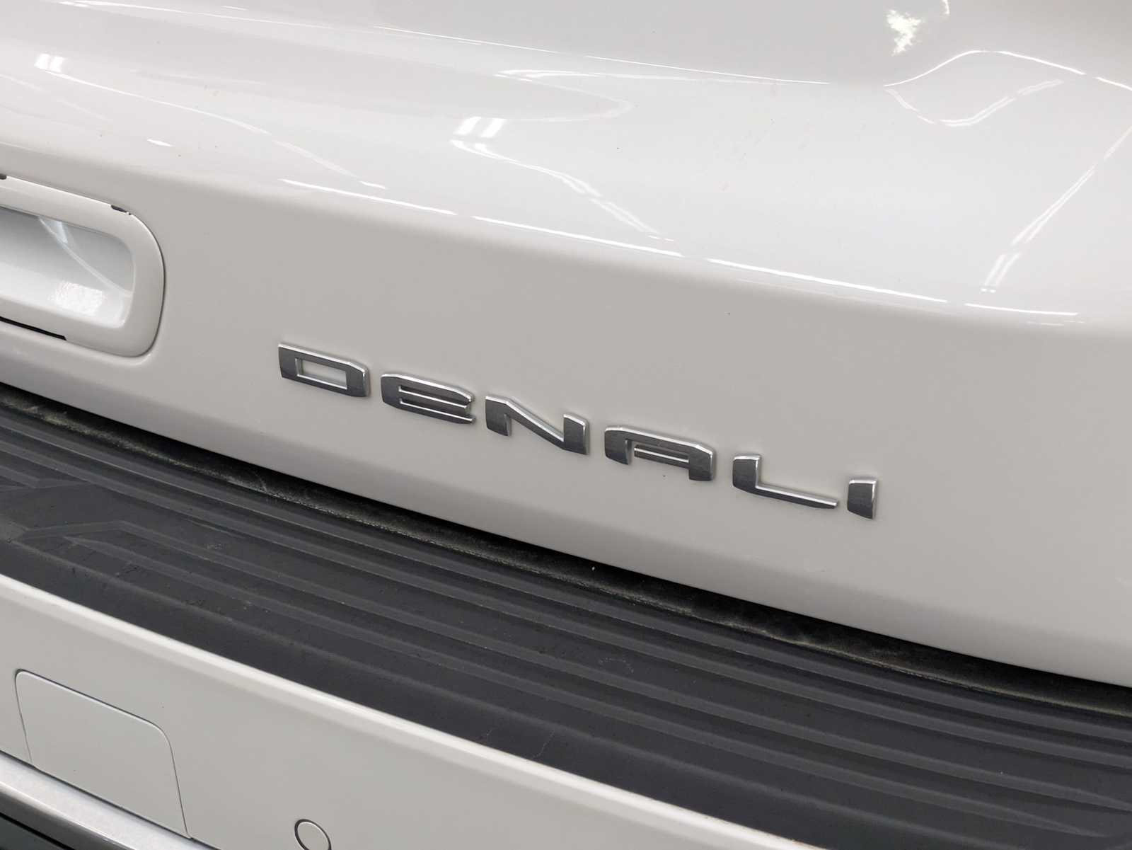 Thumbnail: 2024 GMC Yukon - 13