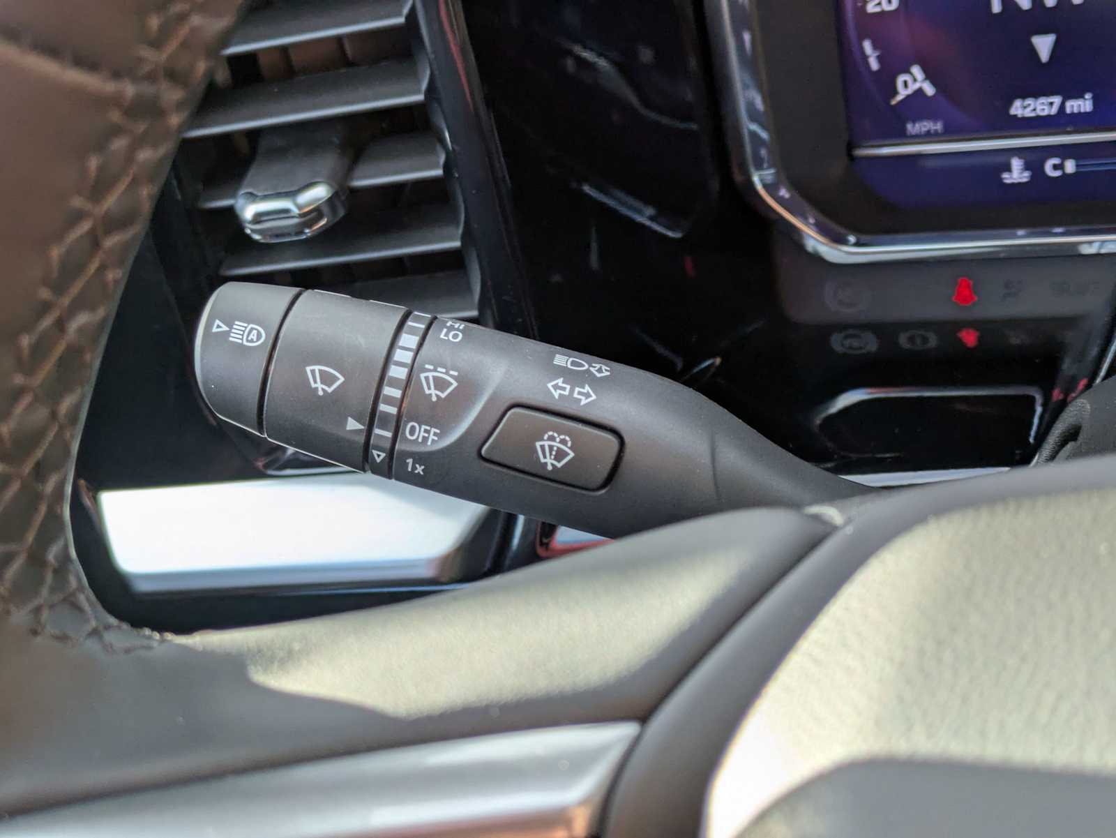 Thumbnail: 2024 Chevrolet Silverado 1500 - 27