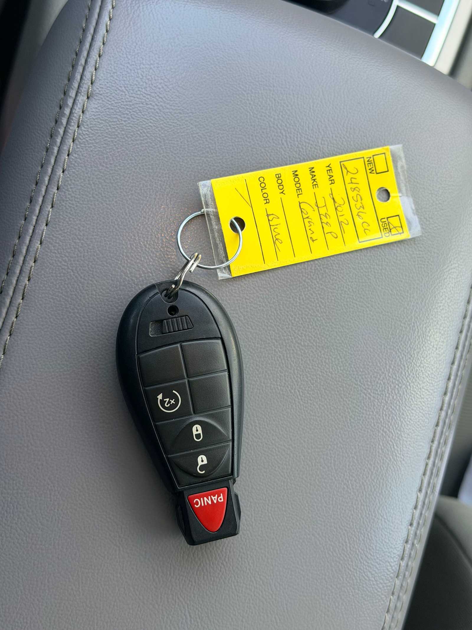 Thumbnail: 2012 Jeep Grand Cherokee - 31