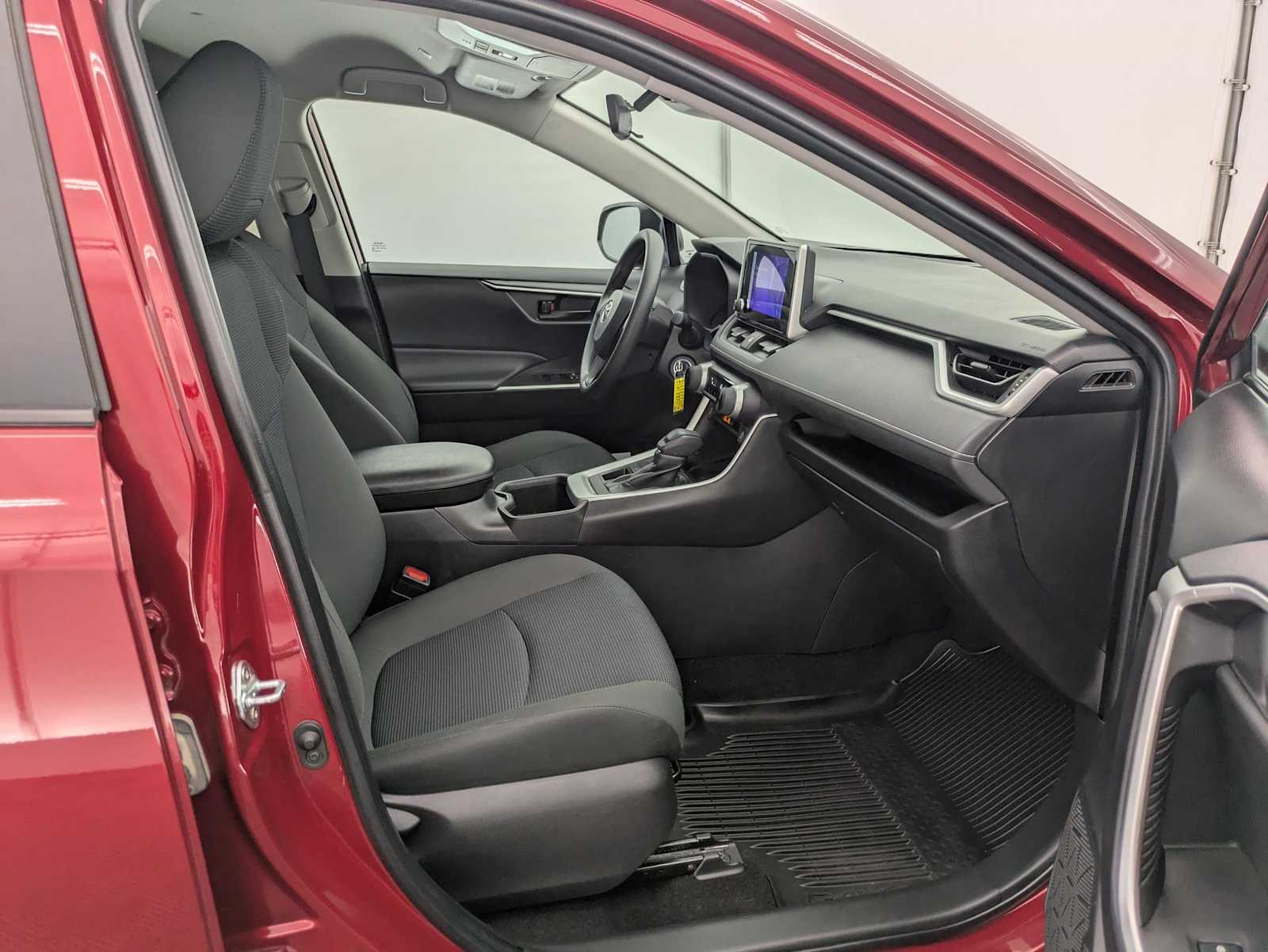 Thumbnail: 2024 Toyota RAV4 - 20