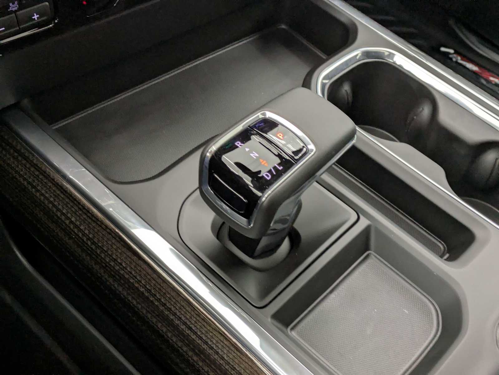 Thumbnail: 2026 Chevrolet Silverado 1500 - 32