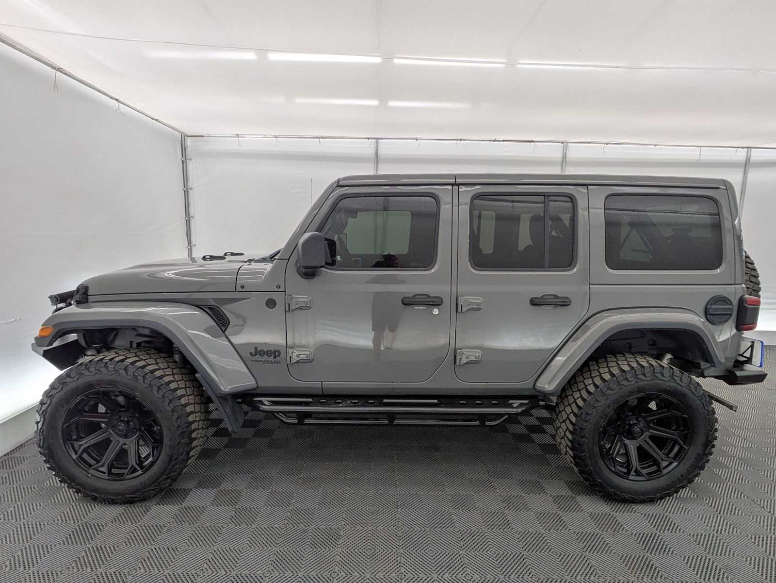 Thumbnail: 2020 Jeep Wrangler - 3